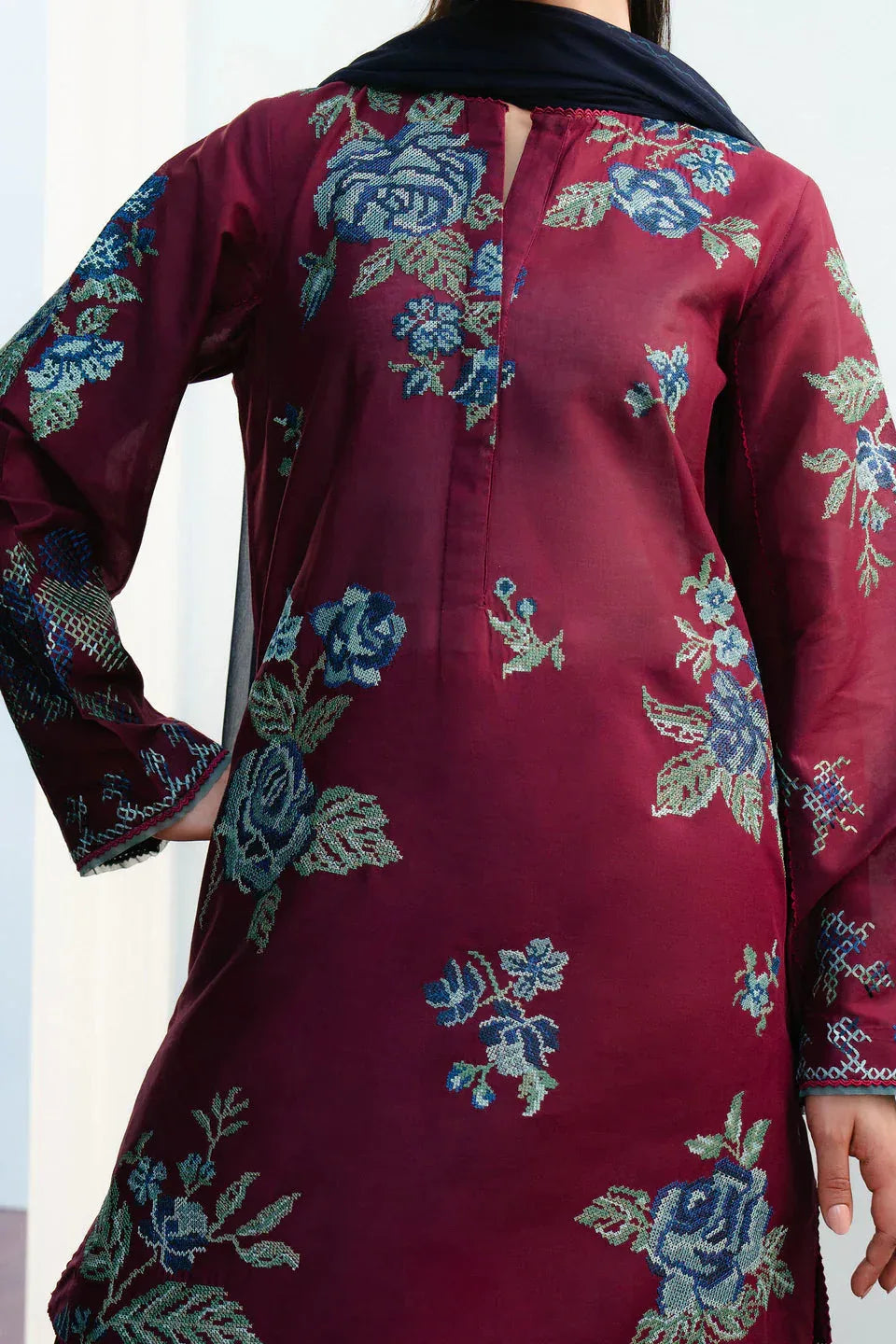 Zara Shahjahan | Coco Lawn 25 | FREYA-4B - Aqsa Fabrics