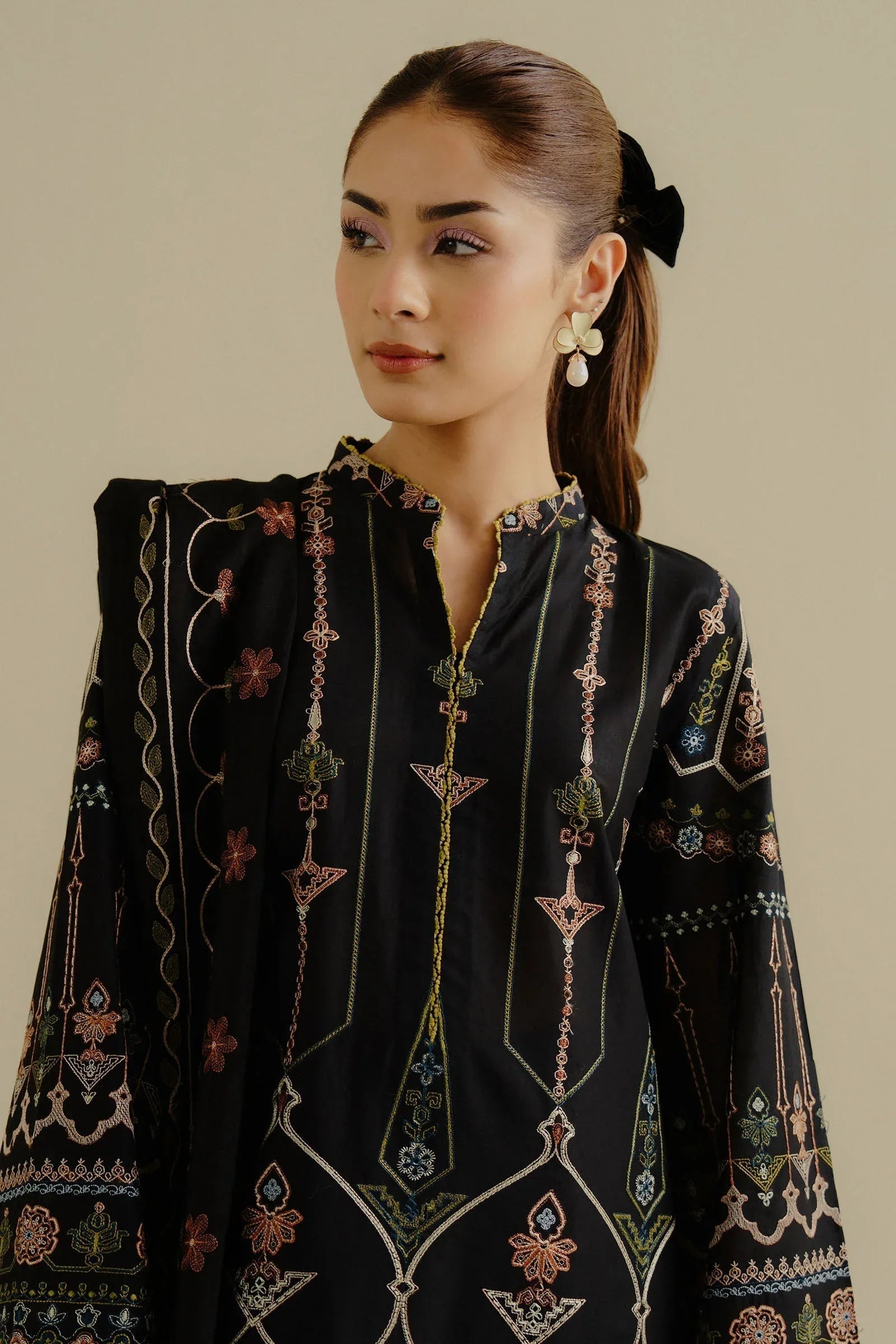 Zara Shahjahan | Coco Lawn 25 | Iris-2A - Aqsa Fabrics