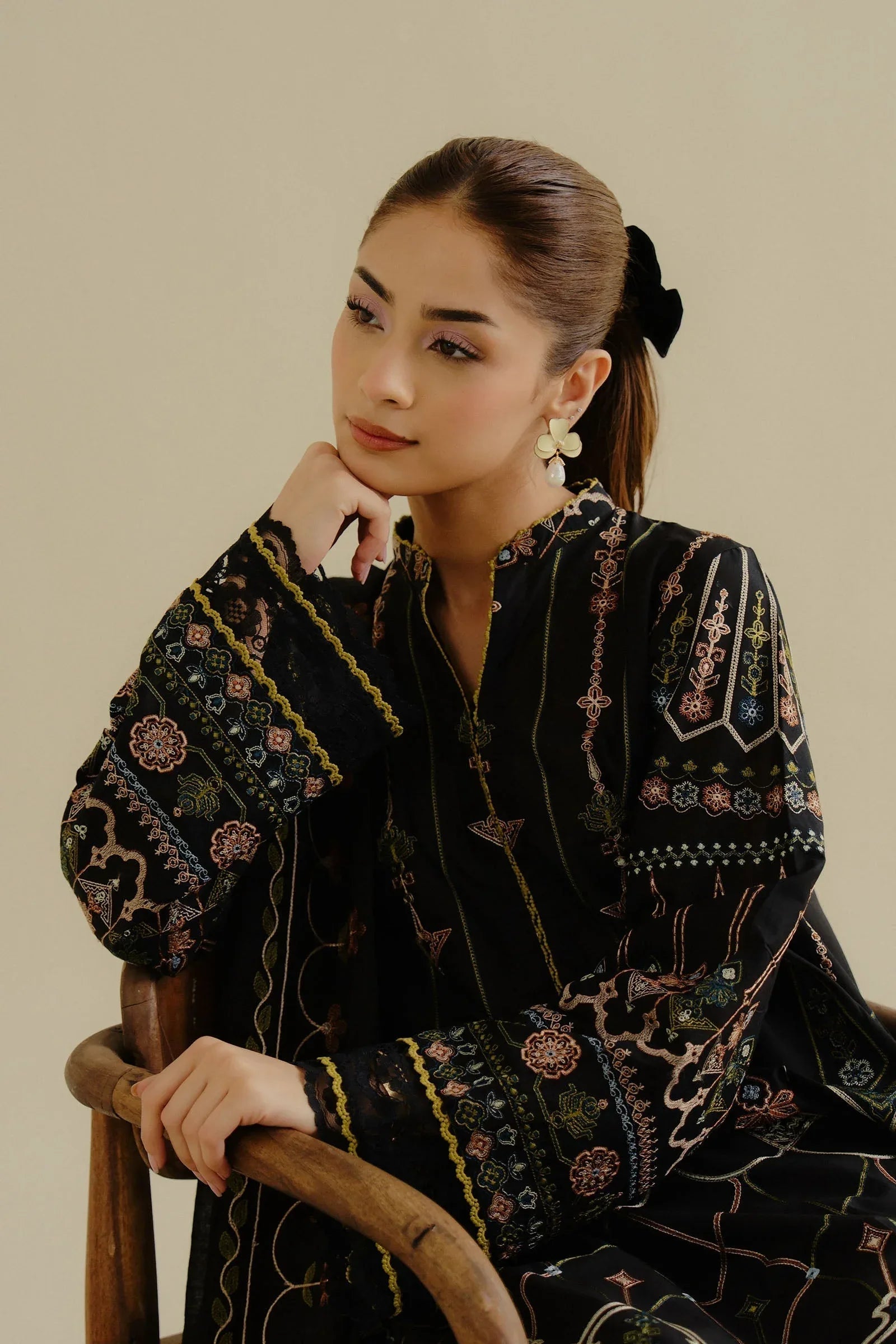 Zara Shahjahan | Coco Lawn 25 | Iris-2A - Aqsa Fabrics