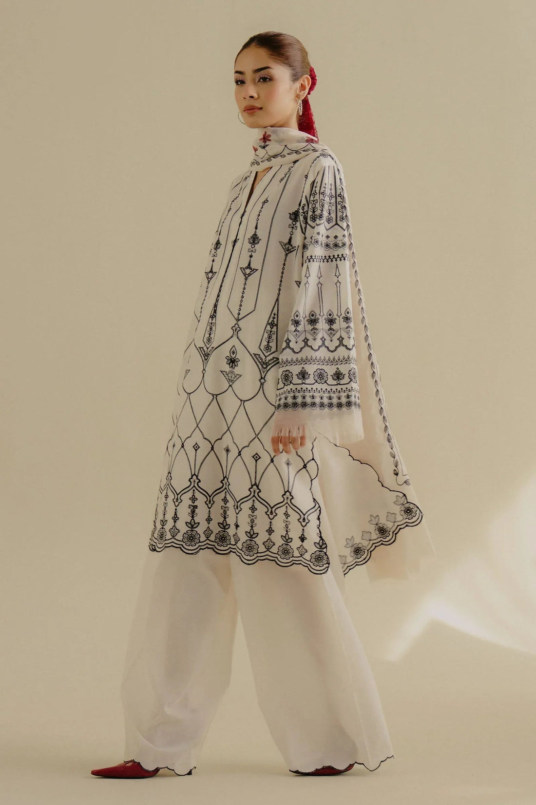 Zara Shahjahan | Coco Lawn 25 | Iris-2B - Aqsa Fabrics