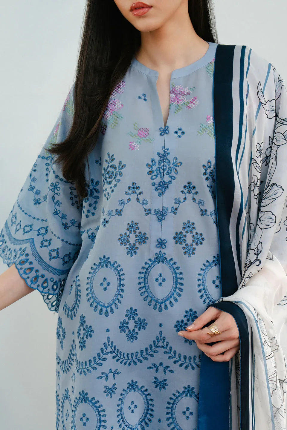 Zara Shahjahan | Coco Lawn 25 | VALI-6B - Aqsa Fabrics