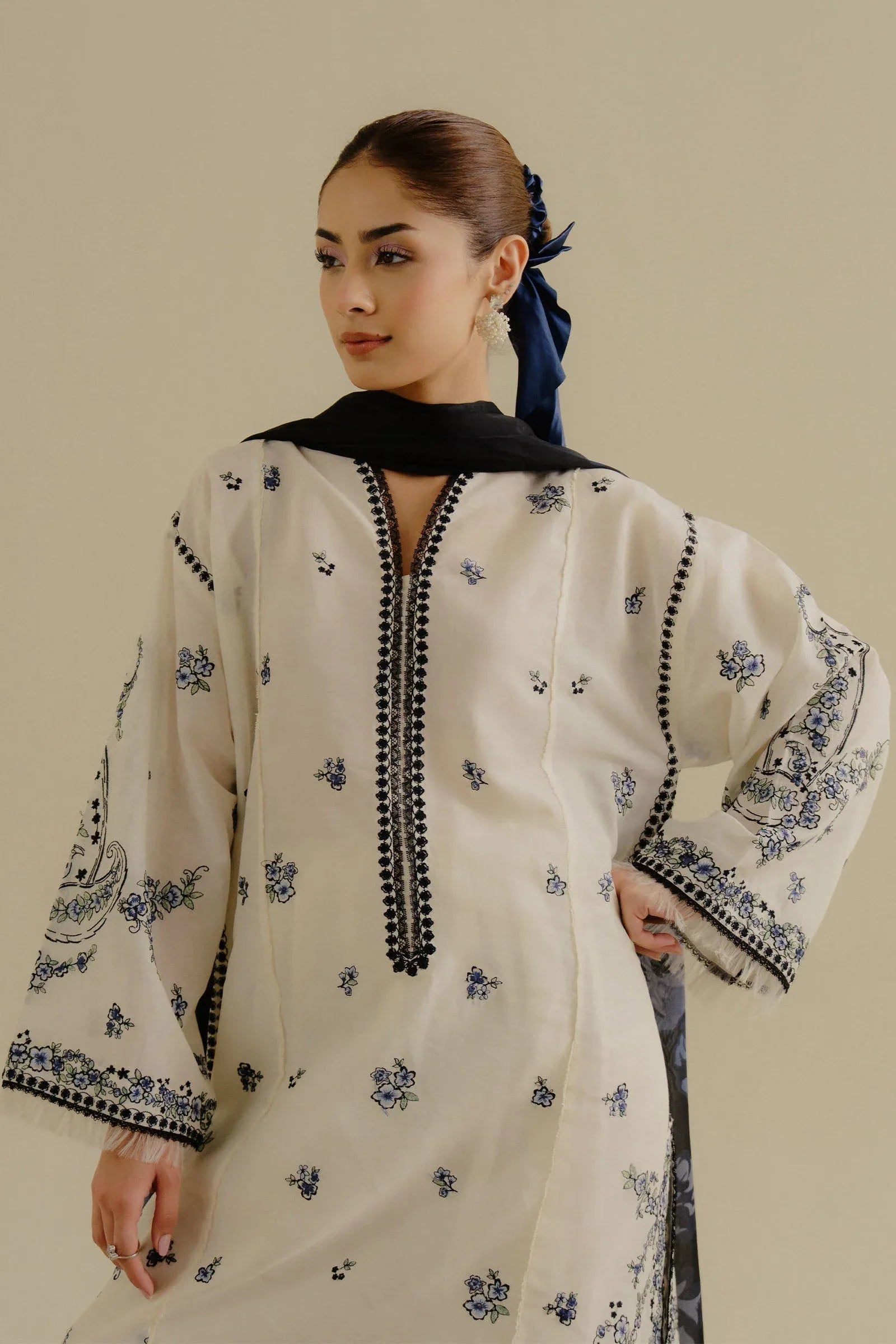 Zara Shahjahan | Coco Lawn 25 | Yana-4A - Aqsa Fabrics