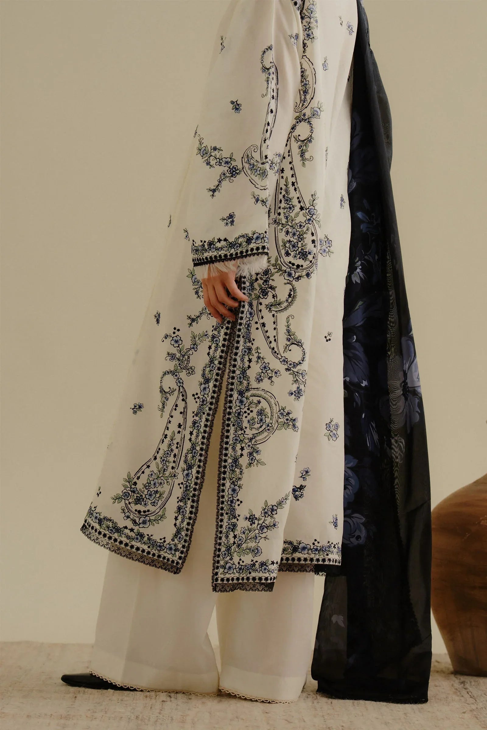Zara Shahjahan | Coco Lawn 25 | Yana-4A - Aqsa Fabrics