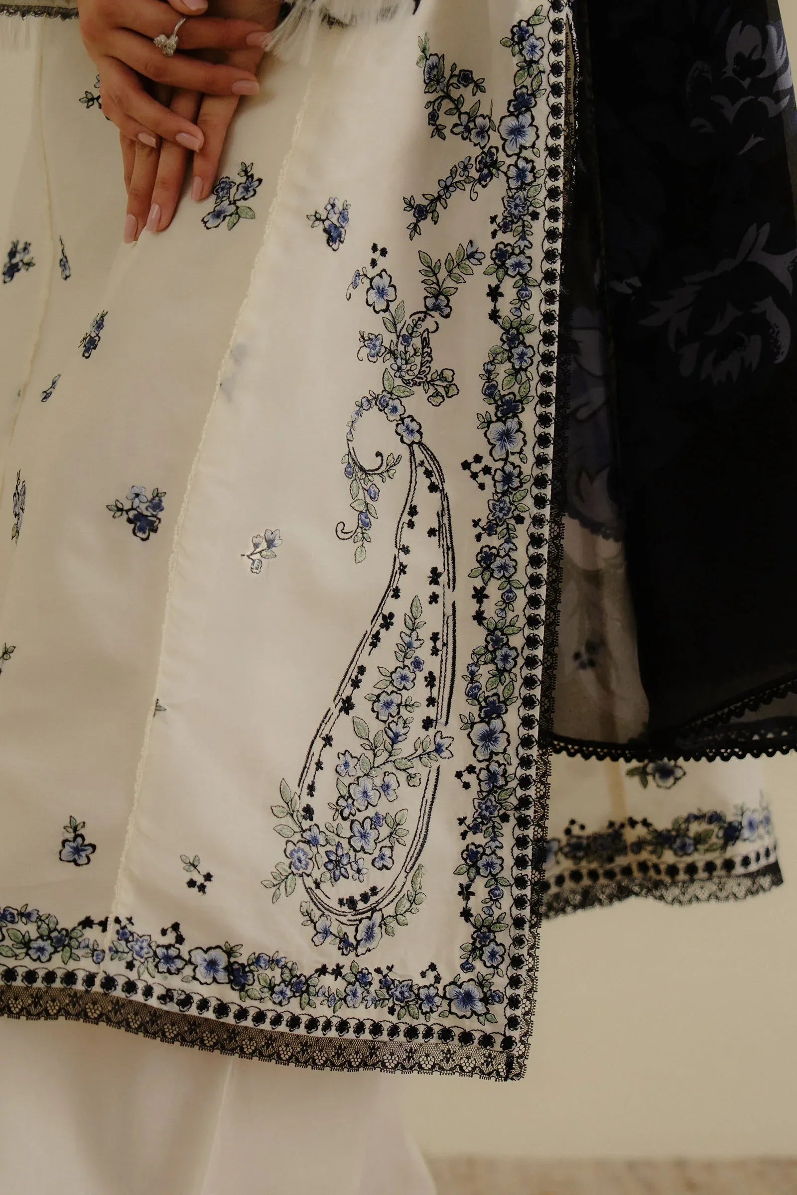 Zara Shahjahan | Coco Lawn 25 | Yana-4A - Aqsa Fabrics