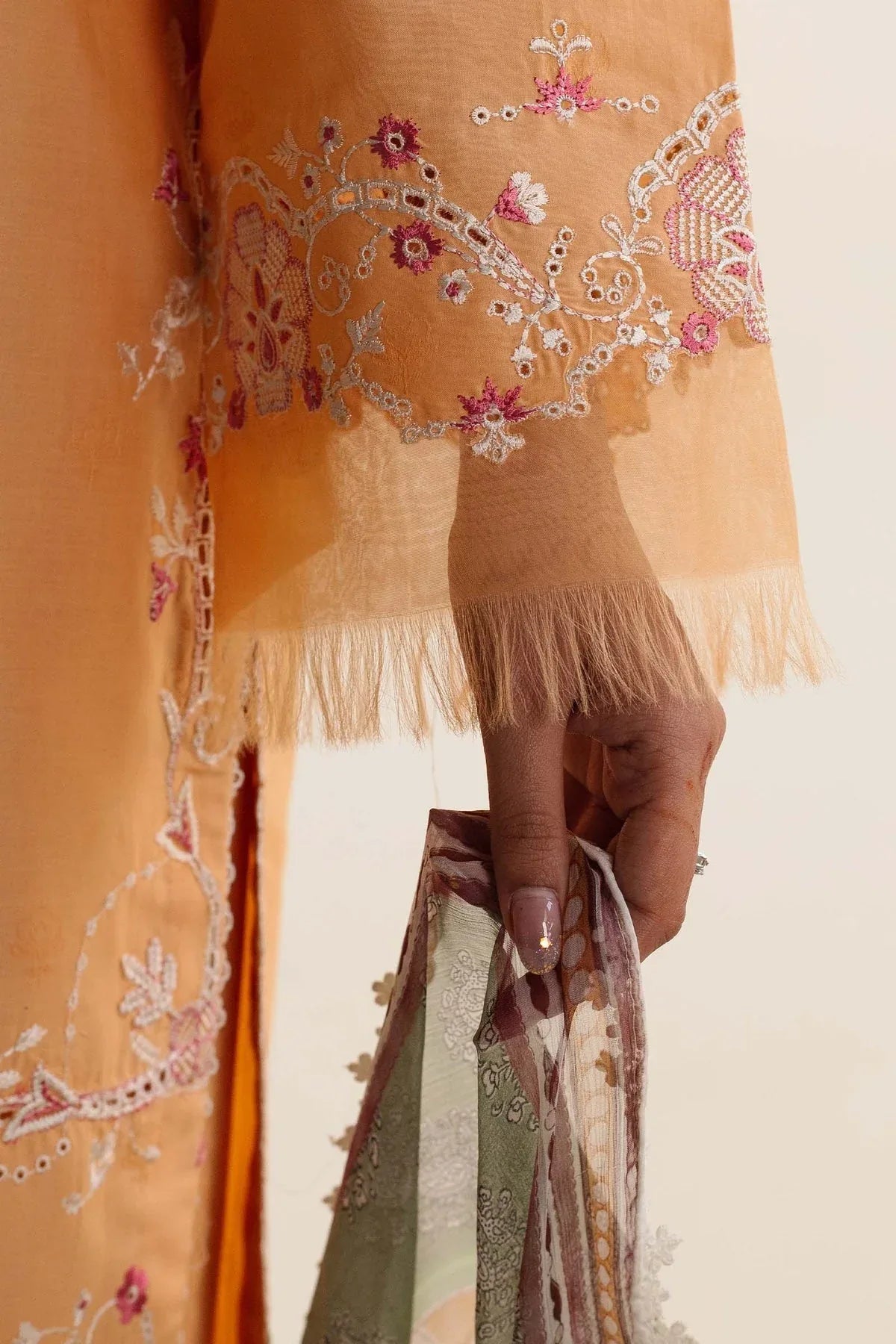 Zara Shahjahan | Coco Lawn Vol 2 | MIRA-8B - Aqsa Fabrics