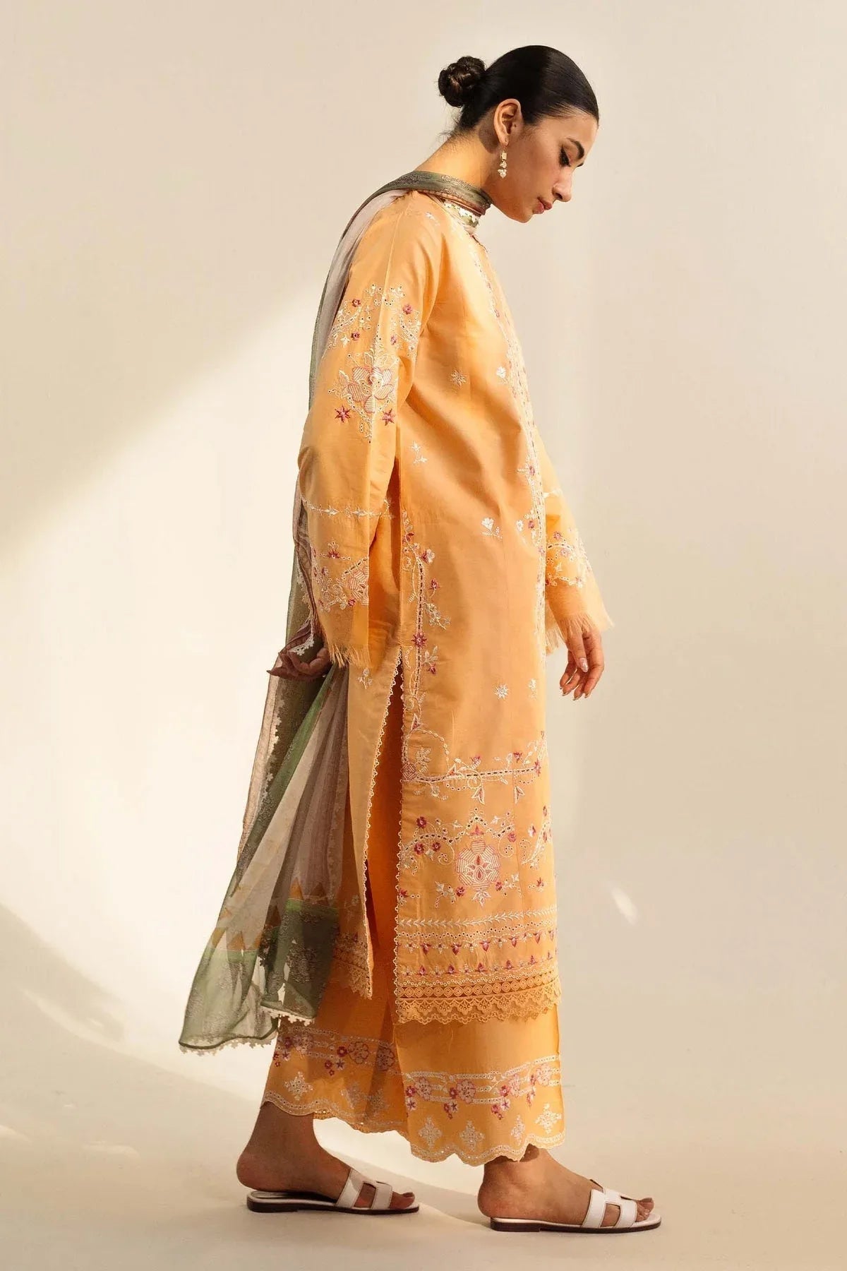 Zara Shahjahan | Coco Lawn Vol 2 | MIRA-8B - Aqsa Fabrics