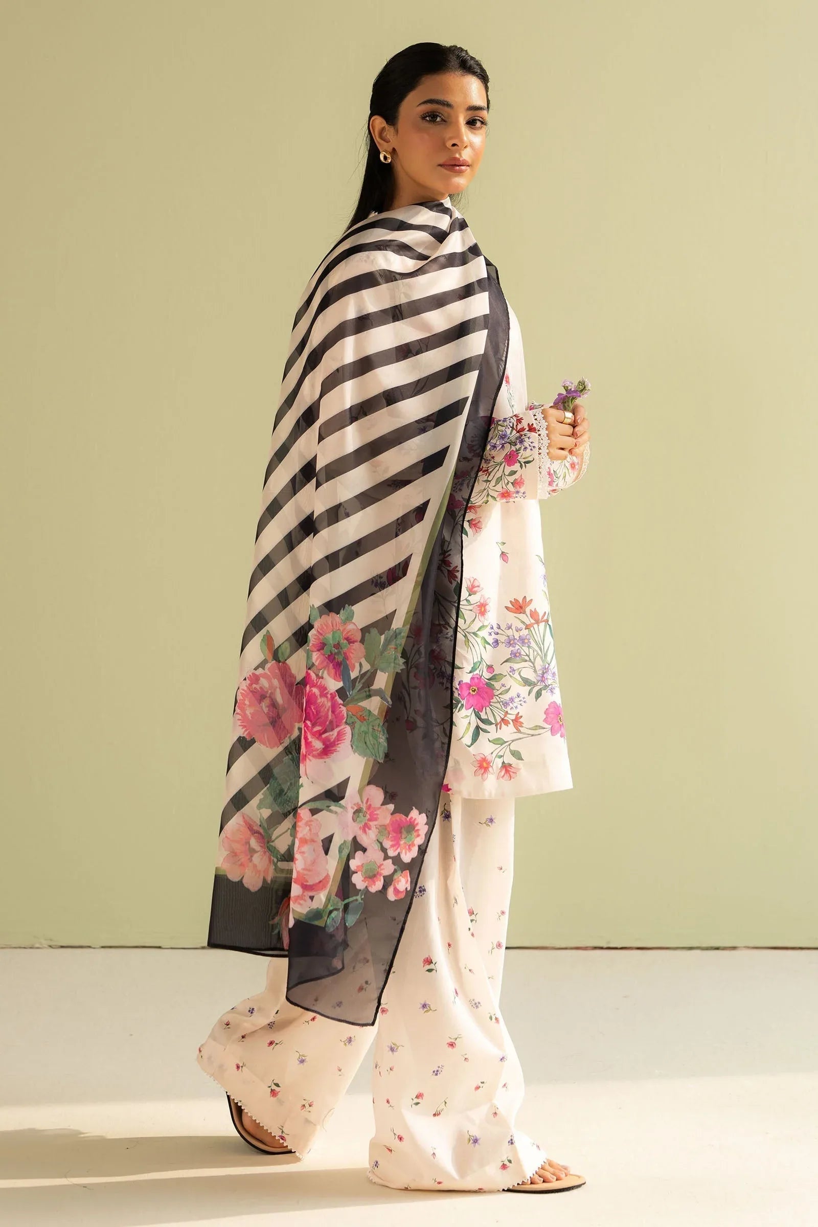Zara Shahjahan | Coco Prints 25 | Reena-4B - Aqsa Fabrics