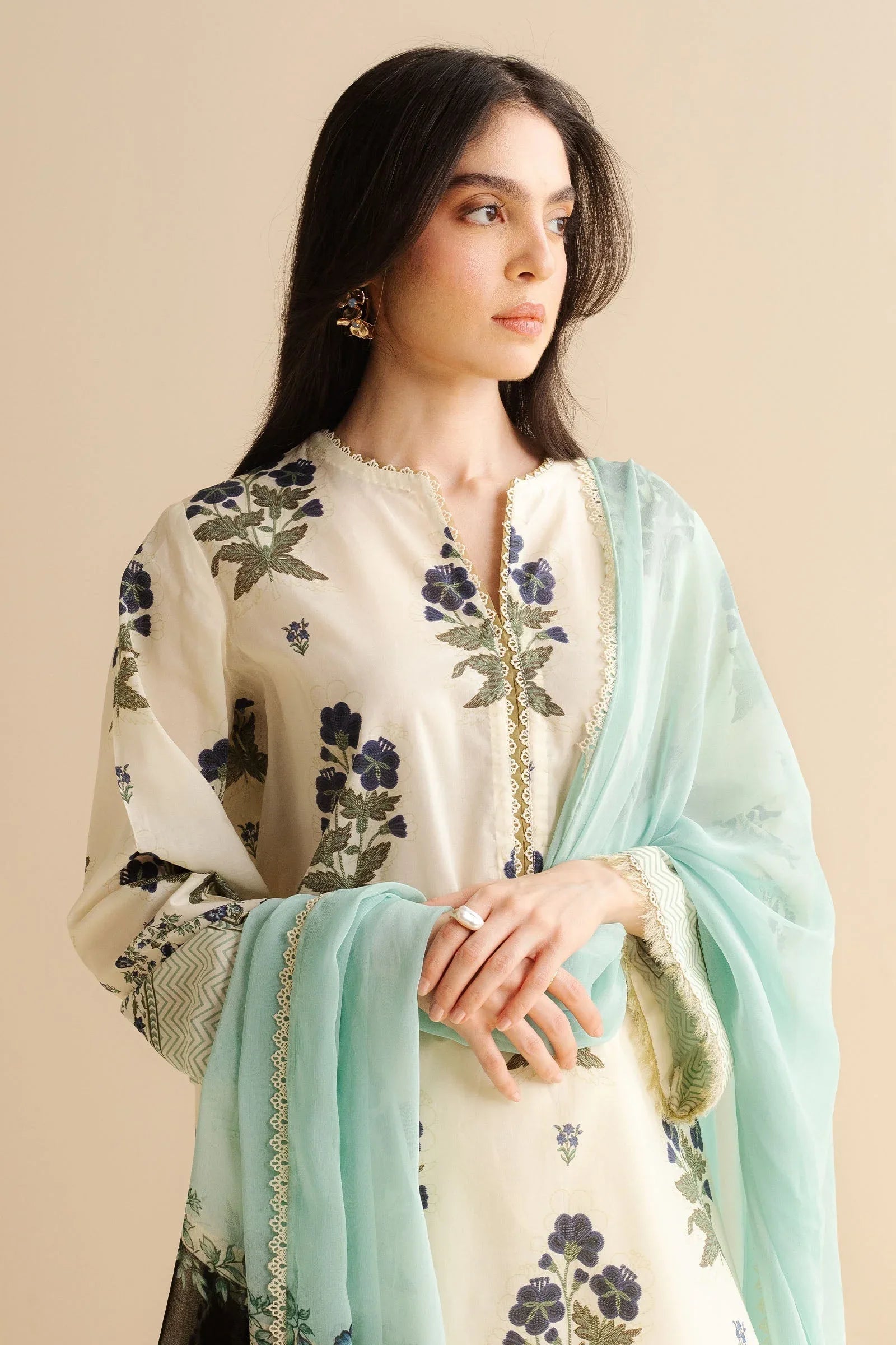 Zara Shahjahan | Coco Prints | Raya-2B - Aqsa Fabrics