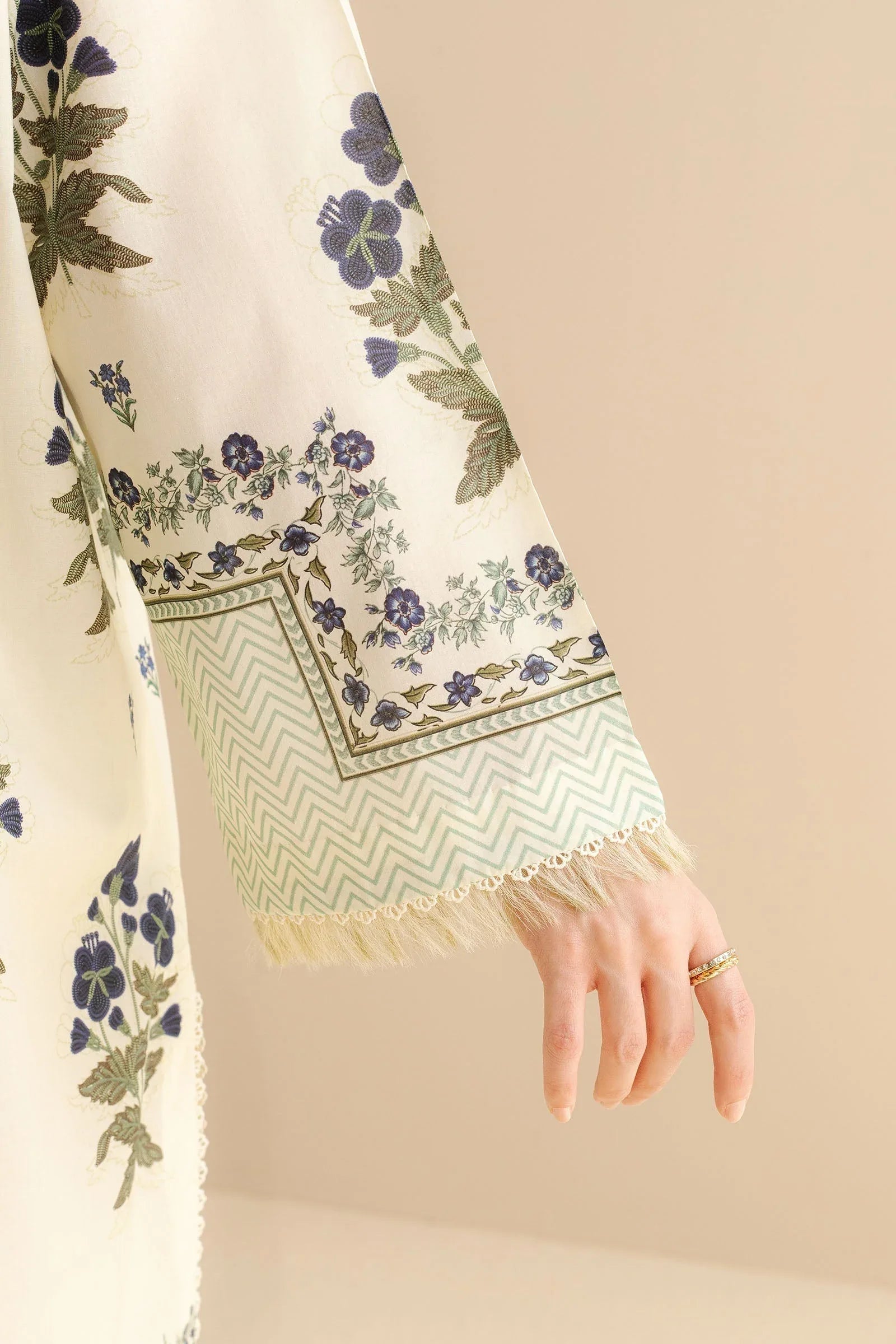 Zara Shahjahan | Coco Prints | Raya-2B - Aqsa Fabrics