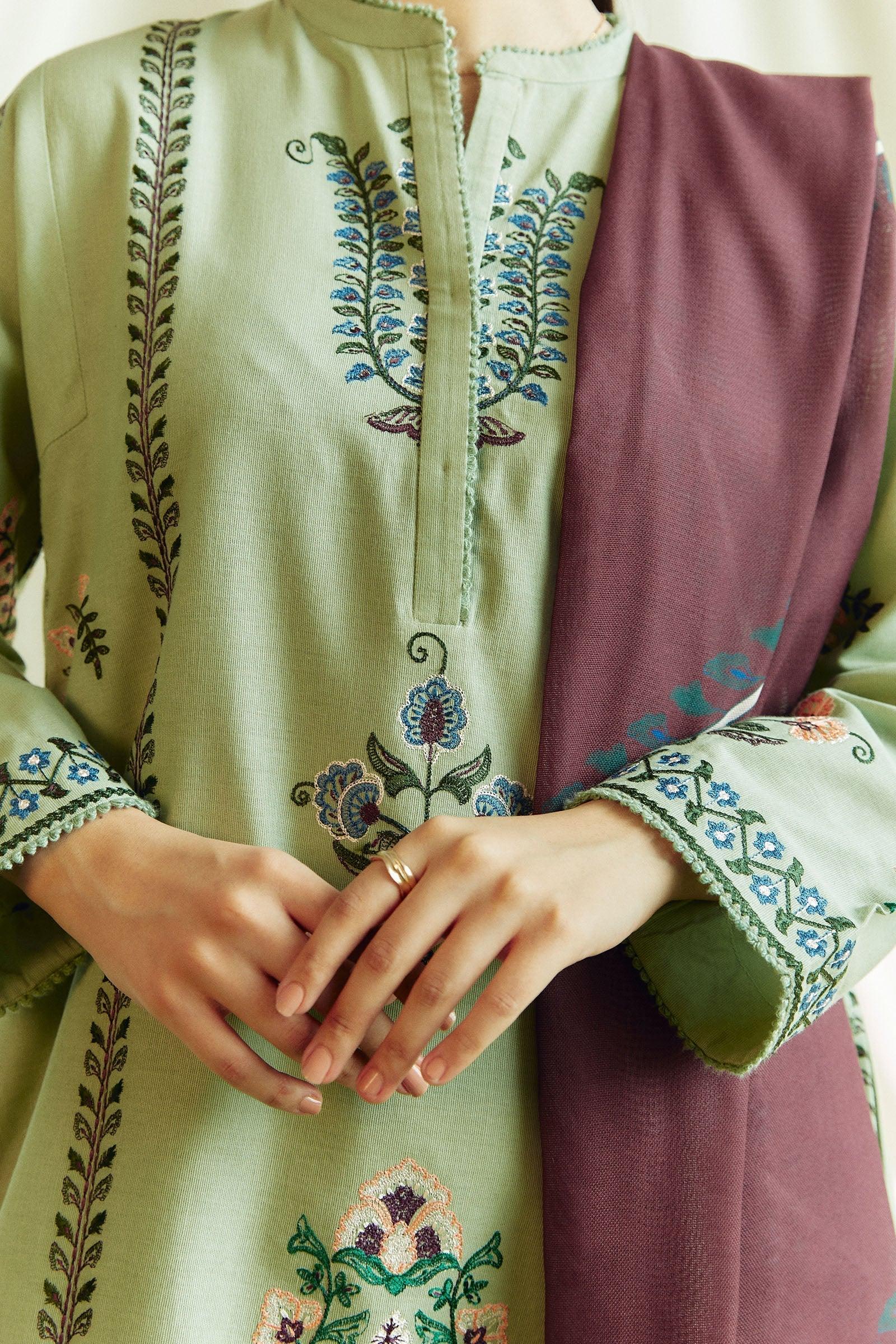 Zara Shahjahan | Coco Winter 24 | Pearl-3B - Aqsa Fabrics