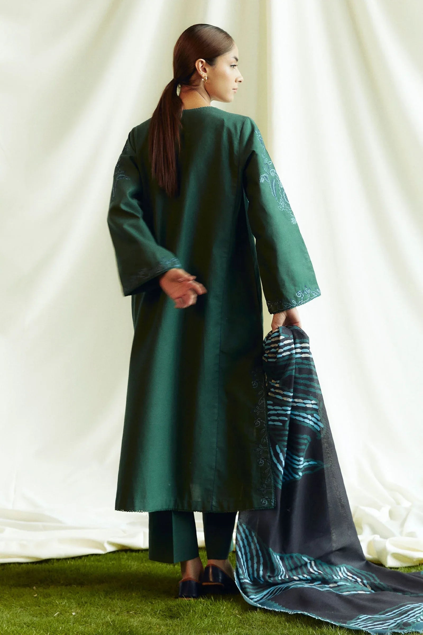 Zara Shahjahan | Coco Winter 24 | Peridot-5B - Aqsa Fabrics