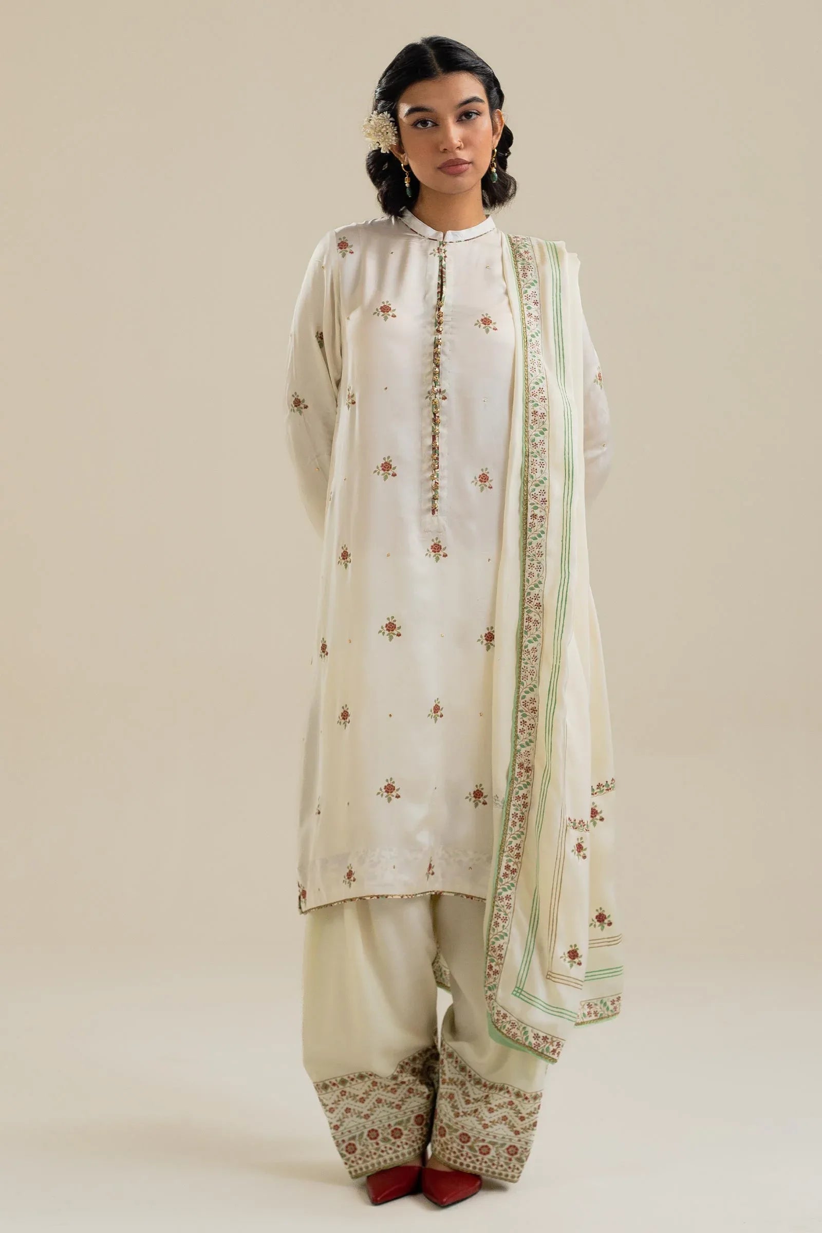 Zara Shahjahan | Handcrafted Suits | ZHC-041 - Aqsa Fabrics