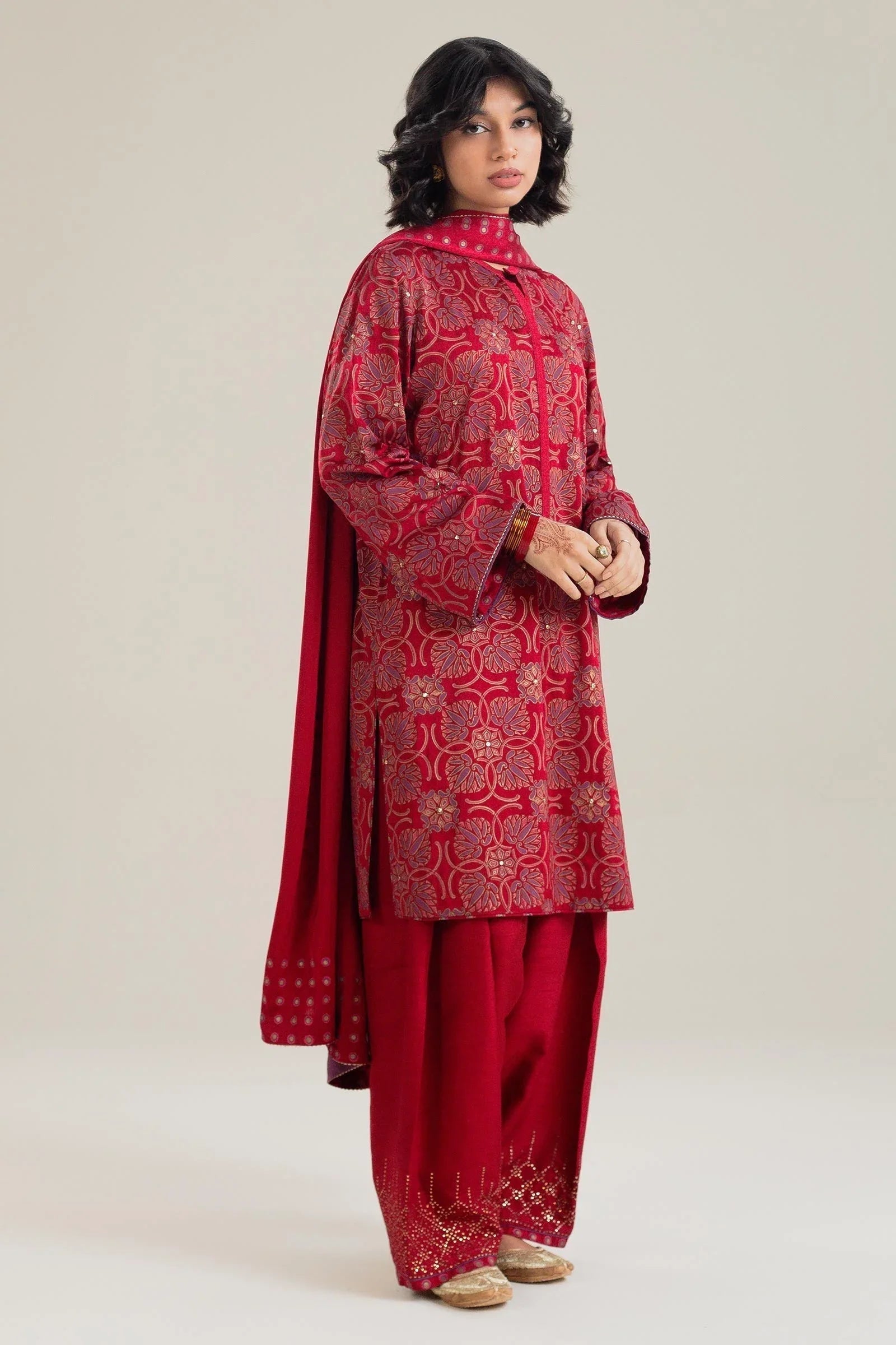 Zara Shahjahan | Handcrafted Suits | ZHC-045 - Aqsa Fabrics