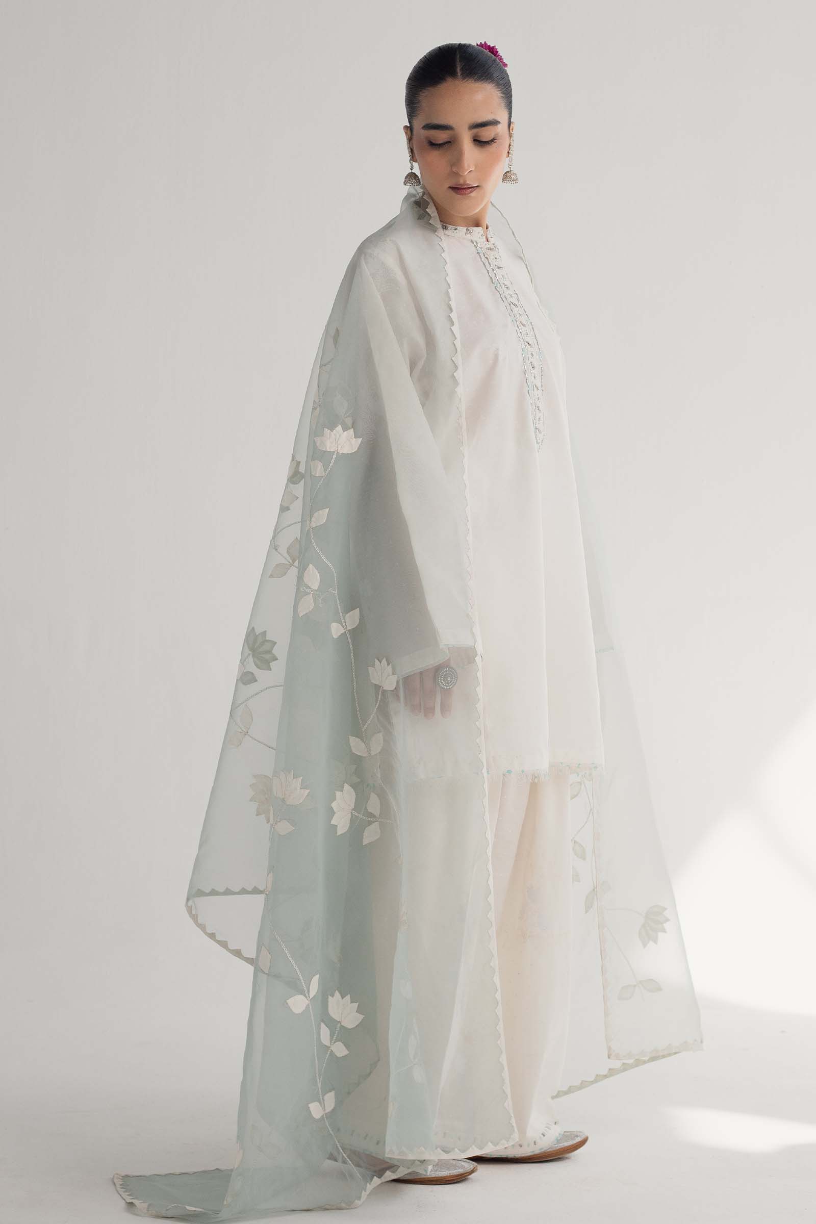 Zara Shahjahan | Handcrafted Suits | ZHC-046 - Aqsa Fabrics