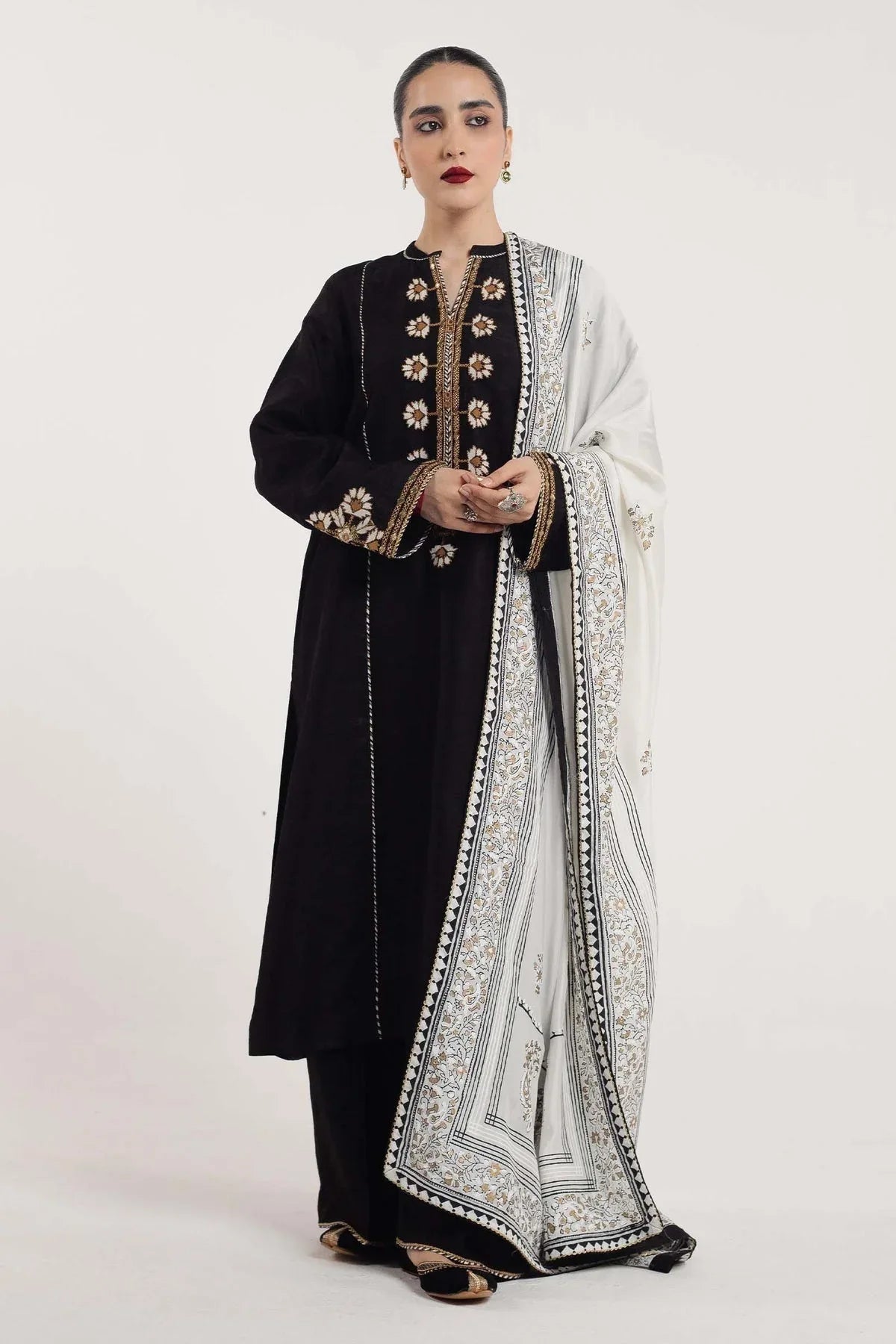 Zara Shahjahan | Handcrafted Suits | ZHC-048 - Aqsa Fabrics
