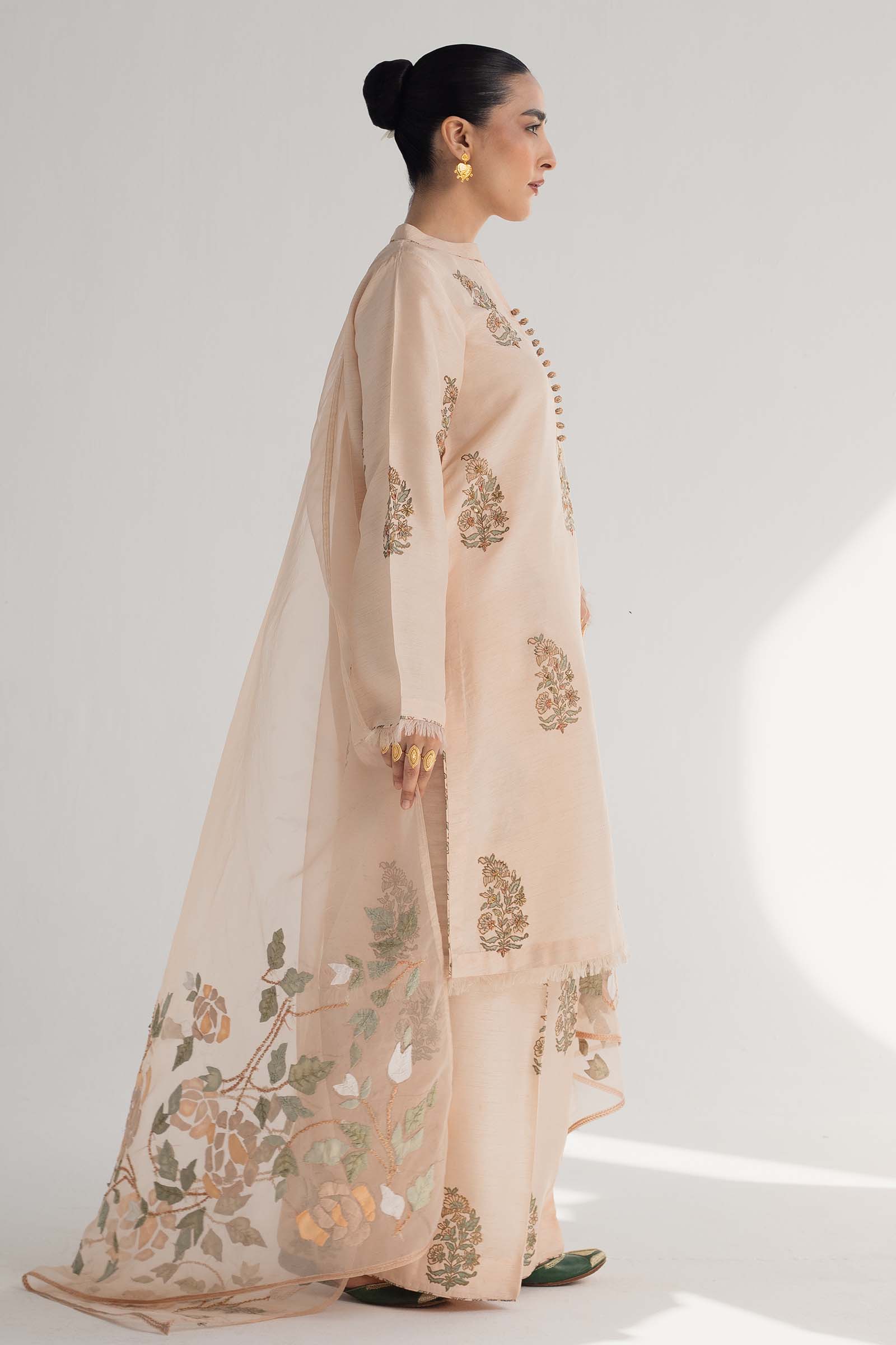 Zara Shahjahan | Handcrafted Suits | ZHC-049 - Aqsa Fabrics