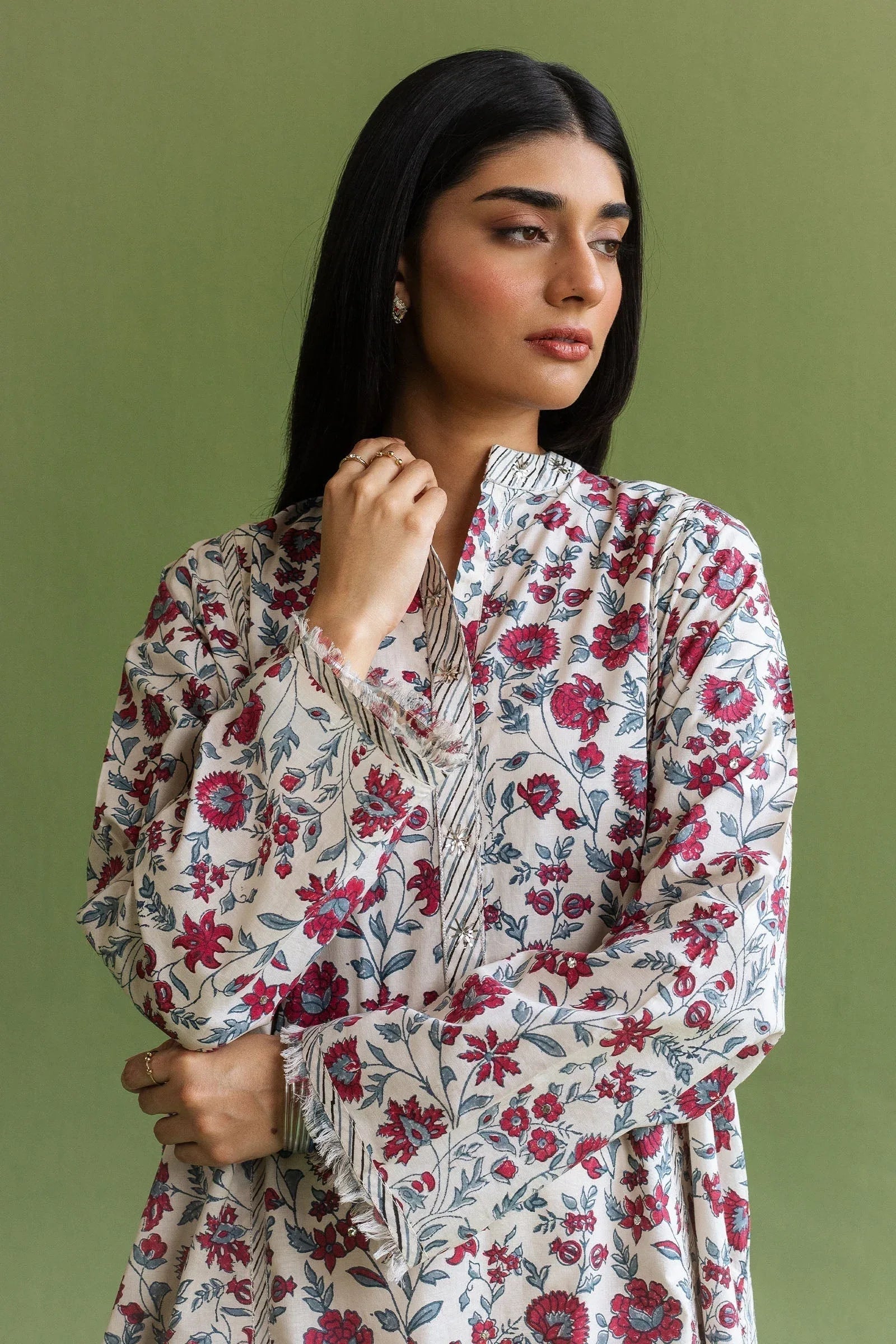 Zara Shahjahan | Handcrafted Suits | ZHC-053 - Aqsa Fabrics