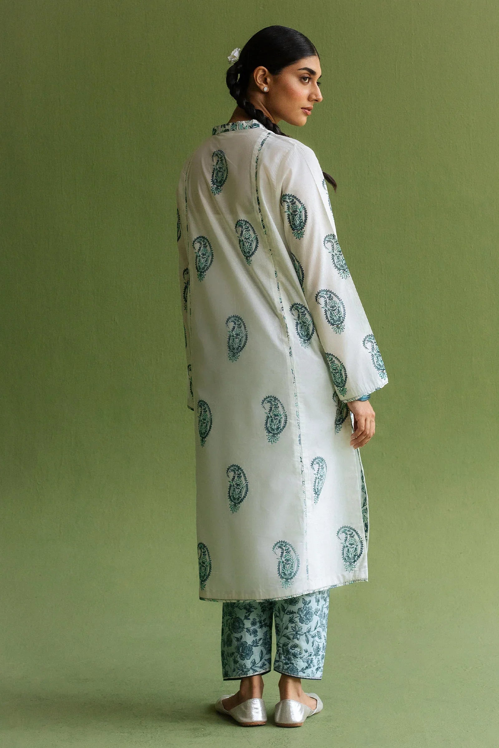 Zara Shahjahan | Handcrafted Suits | ZHC-054 - Aqsa Fabrics