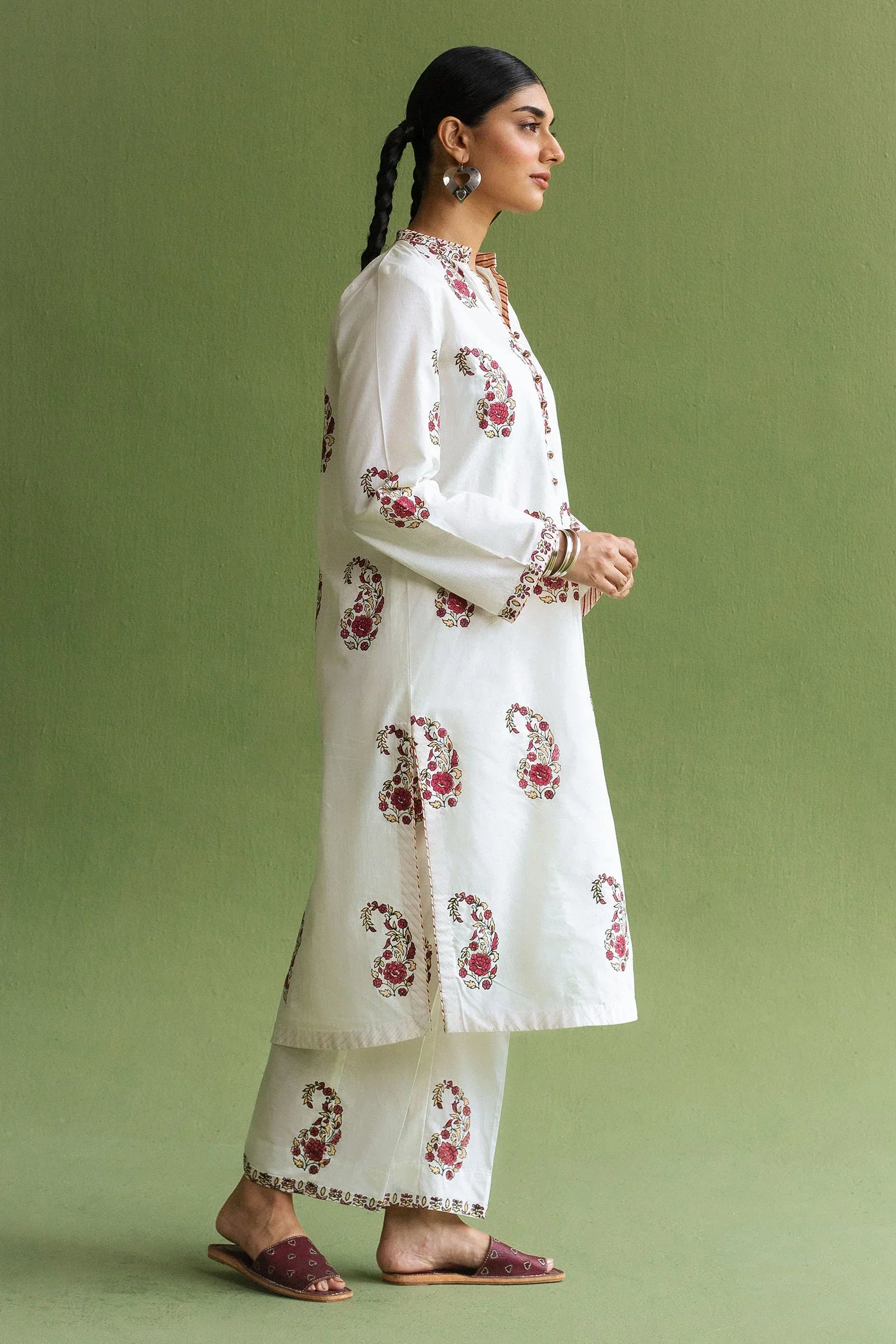 Zara Shahjahan | Handcrafted Suits | ZHC-055 - Aqsa Fabrics
