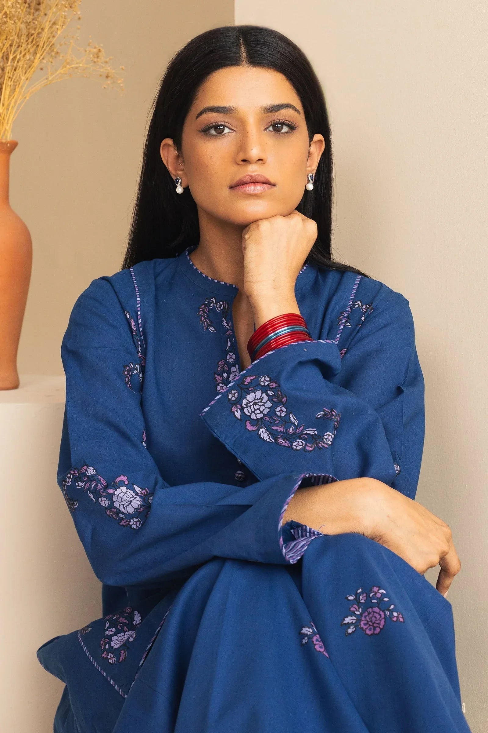 Zara Shahjahan | Handcrafted Suits | ZHC-056 - Aqsa Fabrics