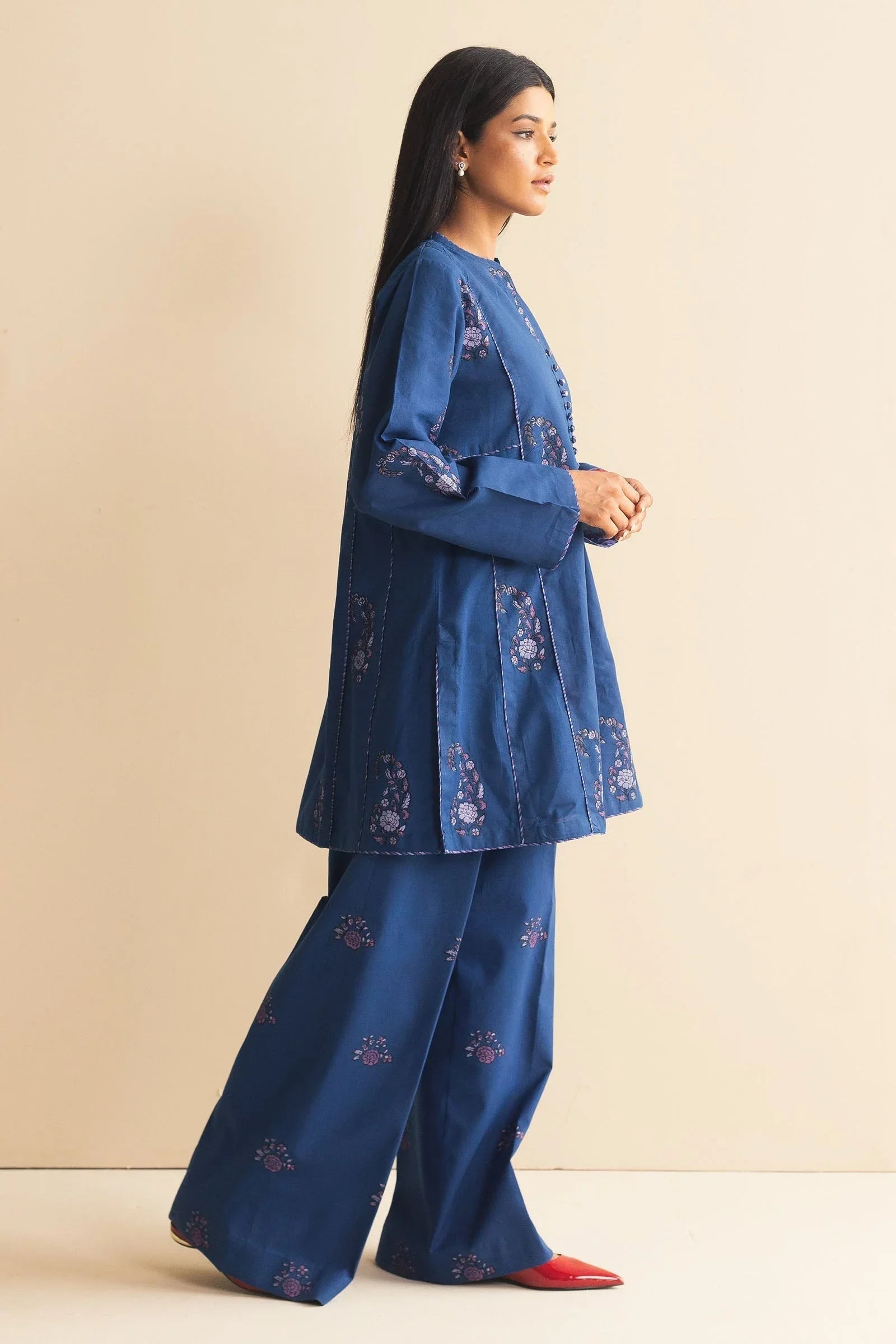 Zara Shahjahan | Handcrafted Suits | ZHC-056 - Aqsa Fabrics