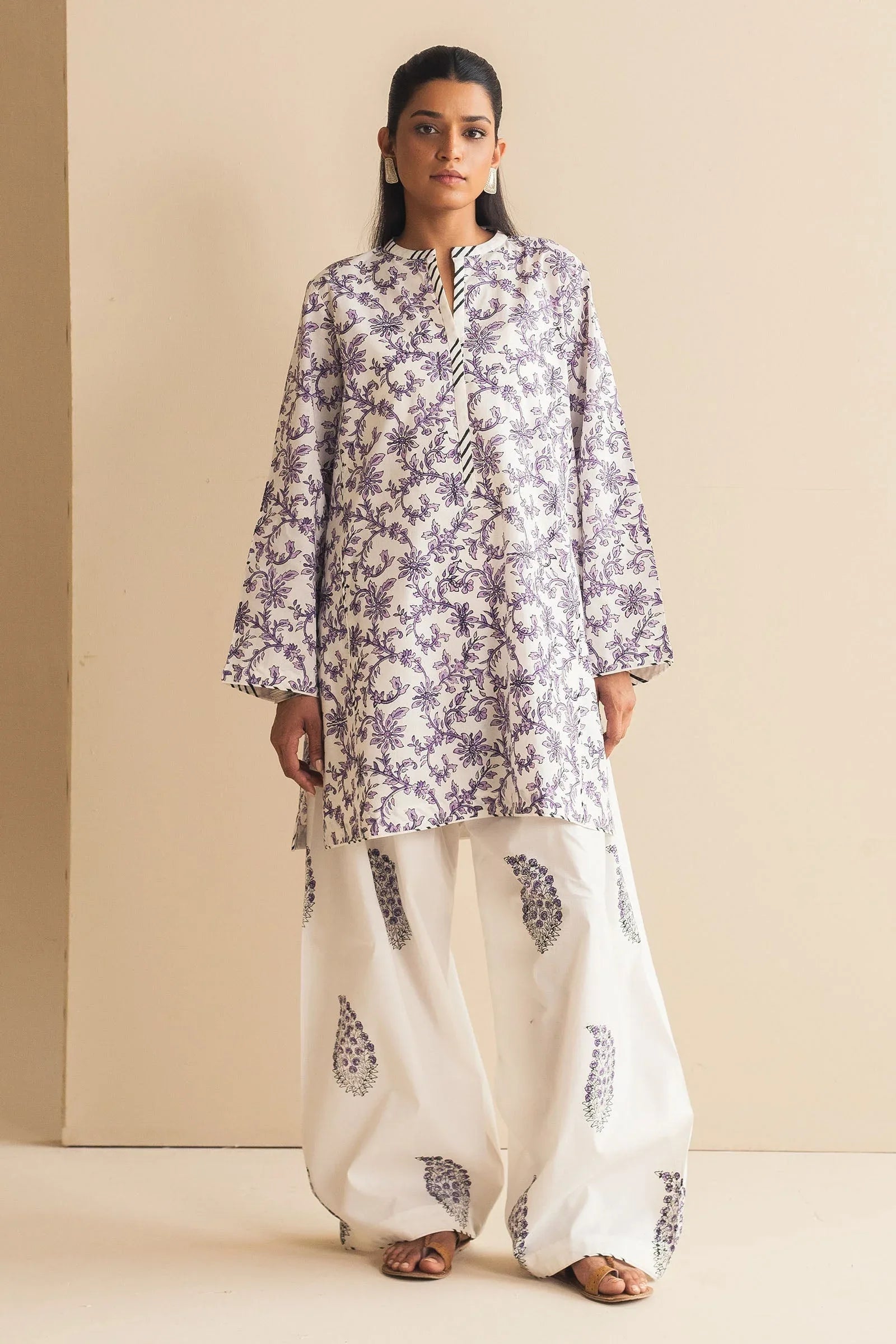 Zara Shahjahan | Handcrafted Suits | ZHC-059 - Aqsa Fabrics
