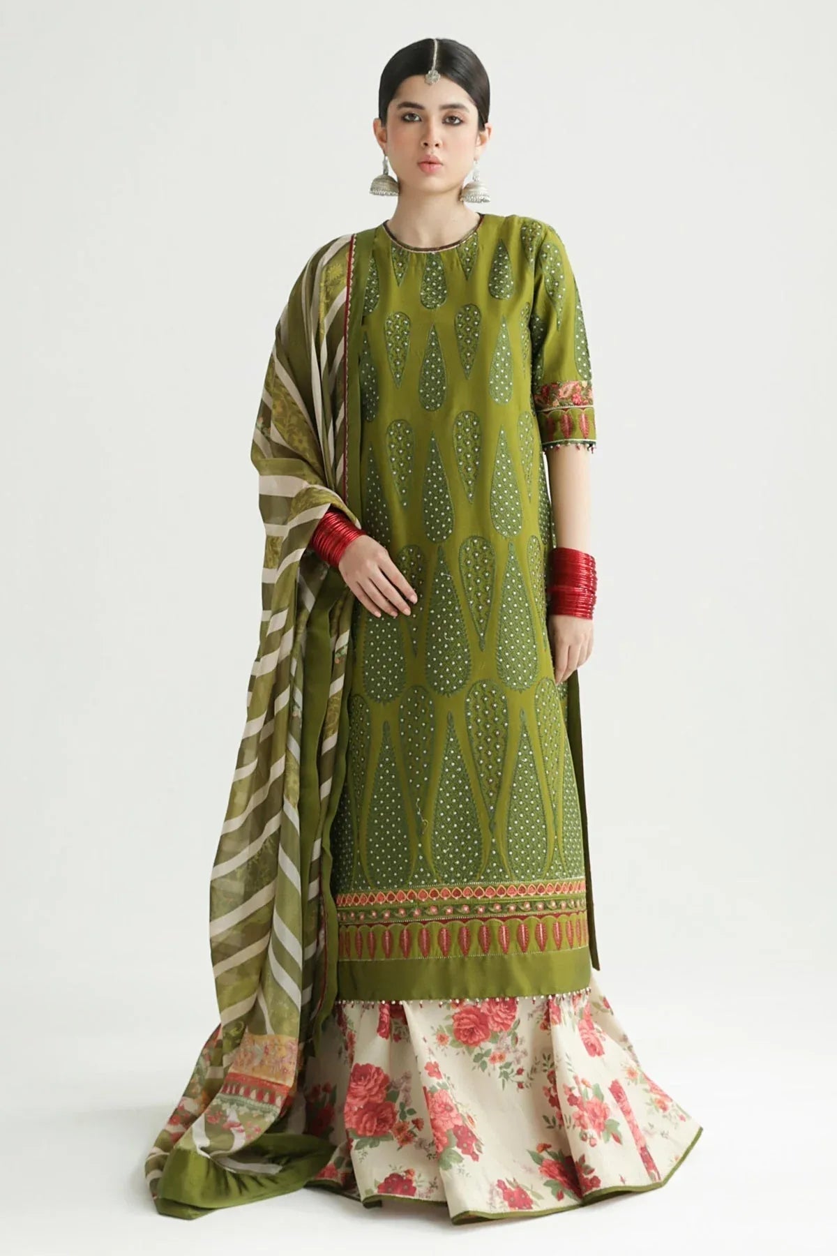 Zara Shahjahan | Luxury Lawn 24 | AAINA-8B - Aqsa Fabrics