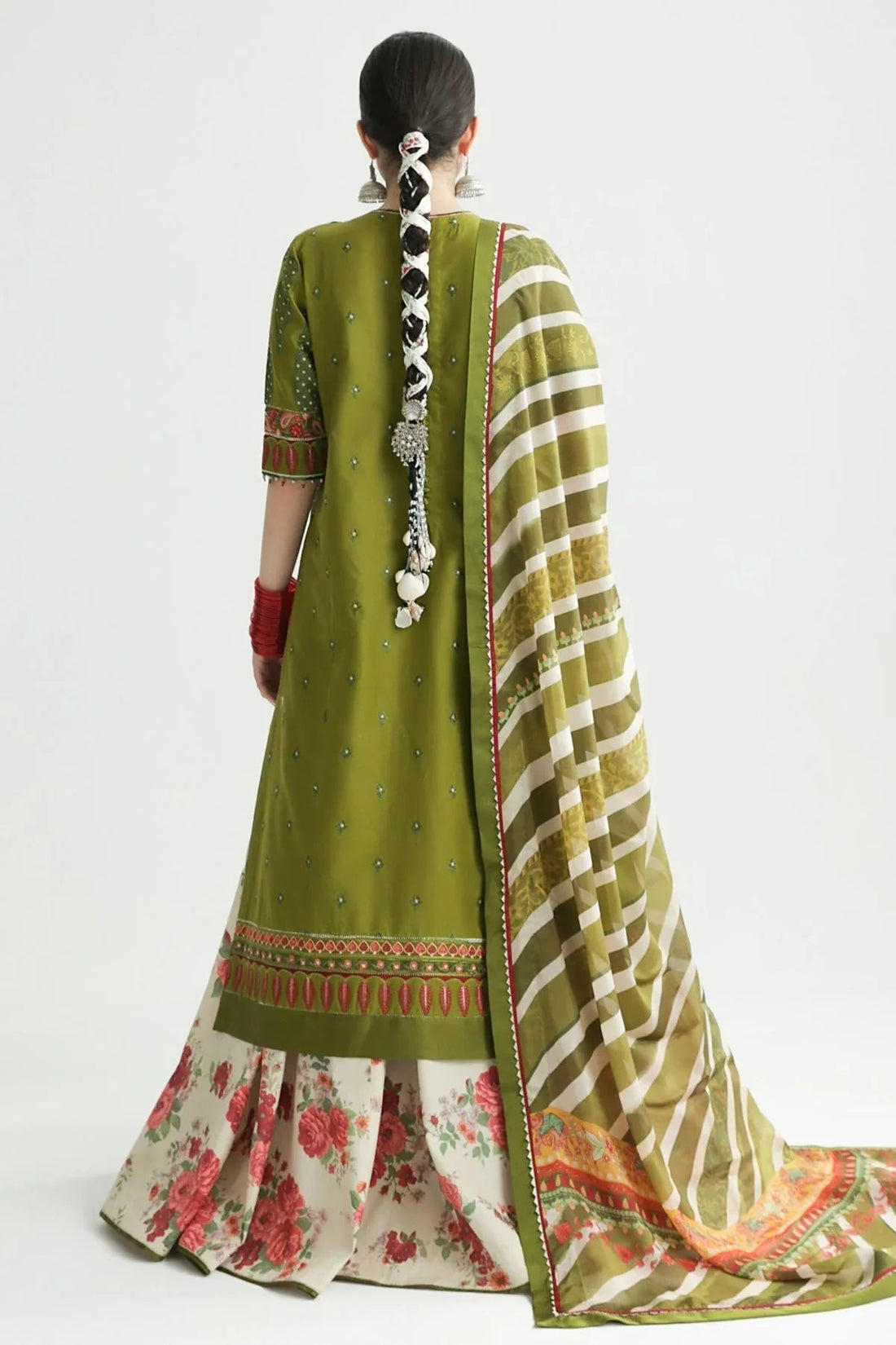 Zara Shahjahan | Luxury Lawn 24 | AAINA-8B - Aqsa Fabrics