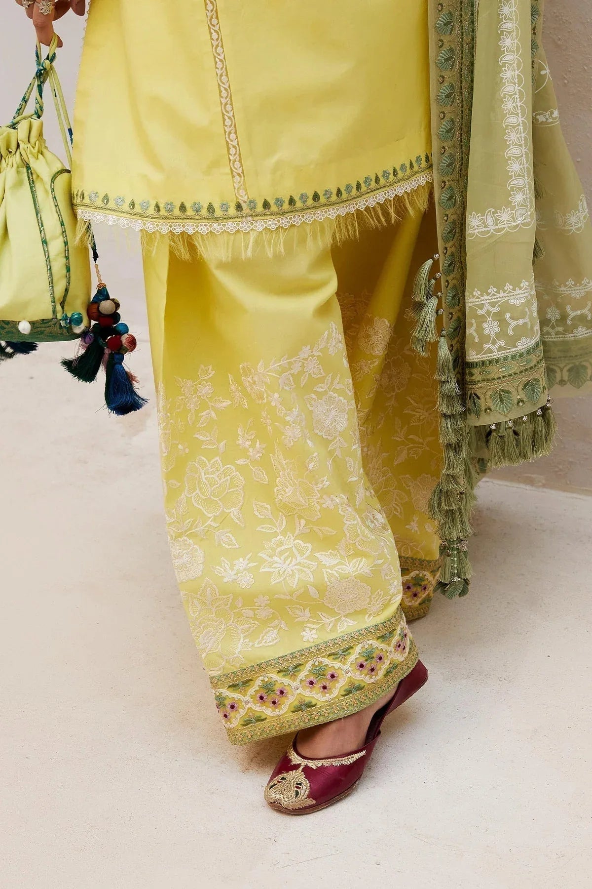 Zara Shahjahan | Luxury Lawn 24 | DILARA-15A - Aqsa Fabrics