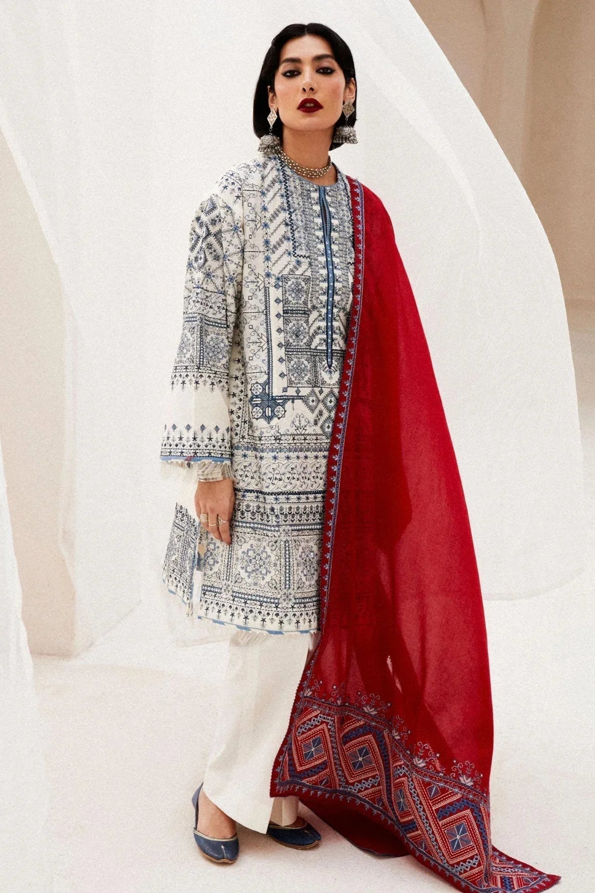 Zara Shahjahan | Luxury Lawn 24 | DIYA-2A - Aqsa Fabrics