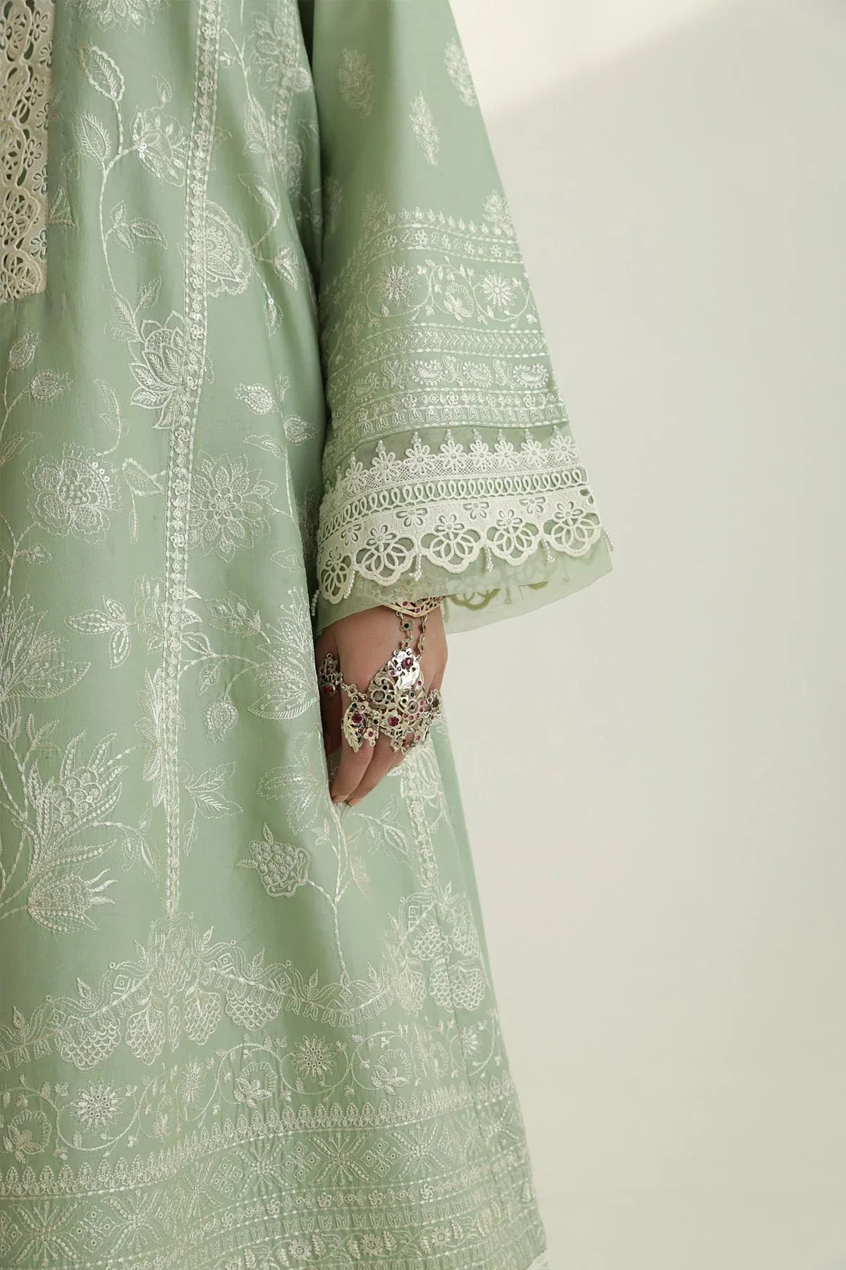 Zara Shahjahan | Luxury Lawn 24 | MAHI-1B - Aqsa Fabrics
