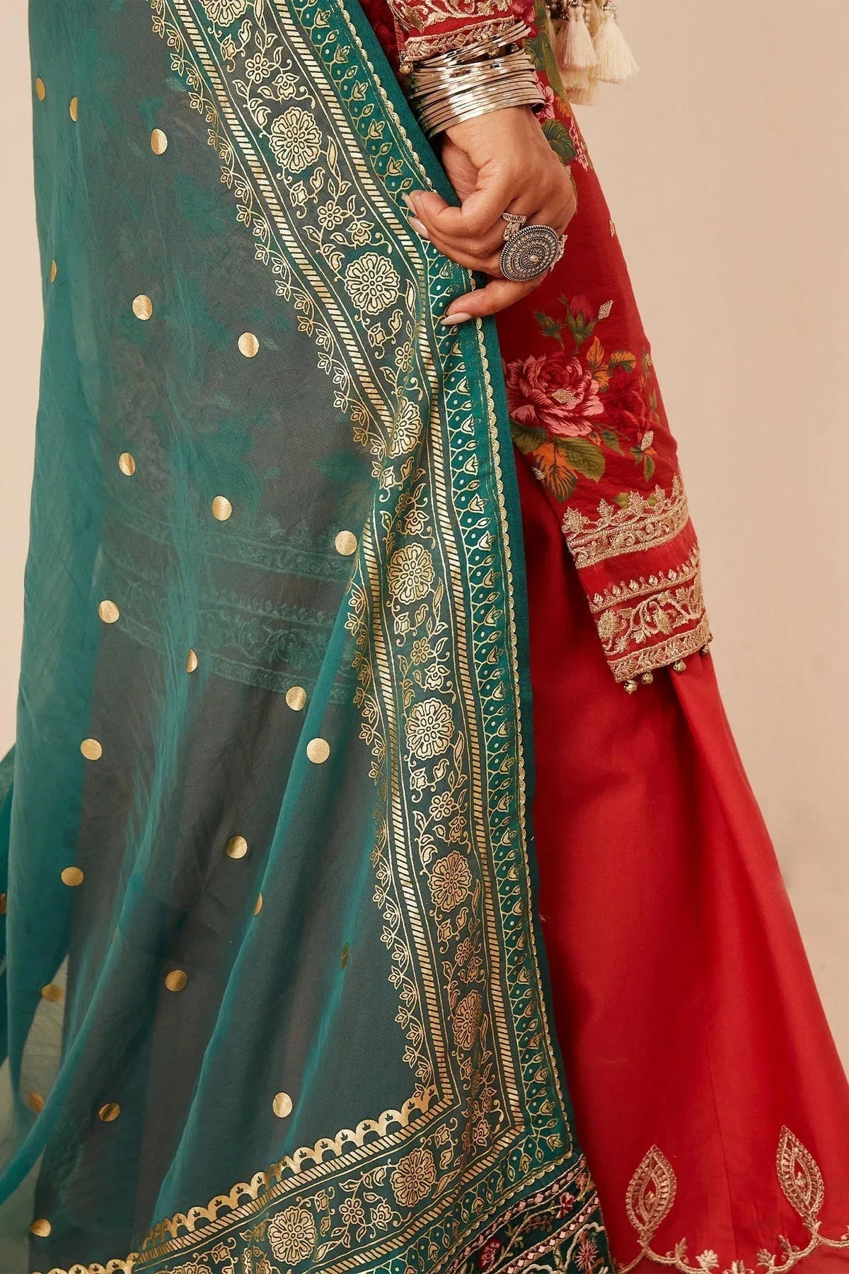 Zara Shahjahan | Luxury Lawn 24 | PHOOL KARI-13B - Aqsa Fabrics