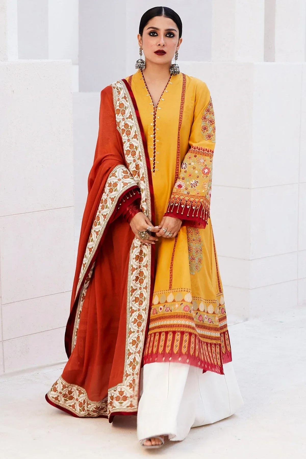 Zara Shahjahan | Luxury Lawn 24 | SANDAL-10A - Aqsa Fabrics