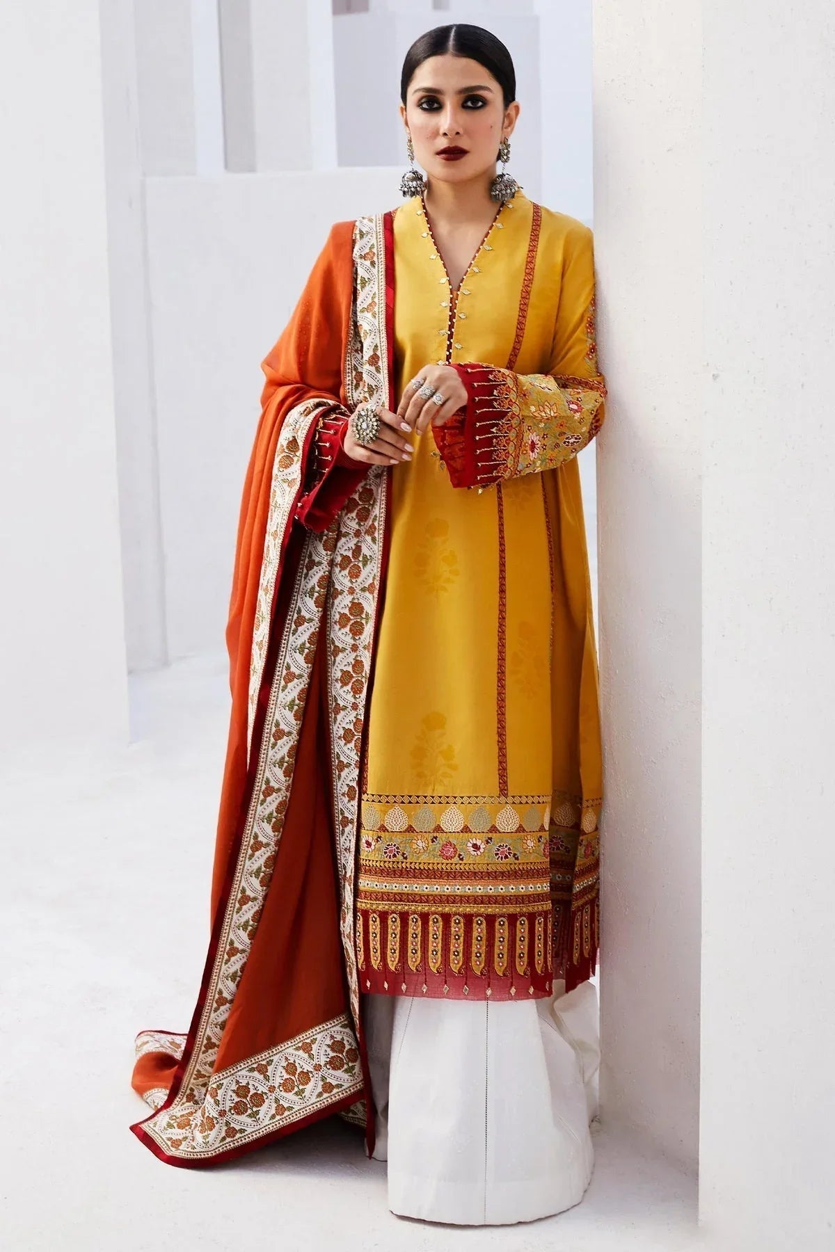 Zara Shahjahan | Luxury Lawn 24 | SANDAL-10A - Aqsa Fabrics
