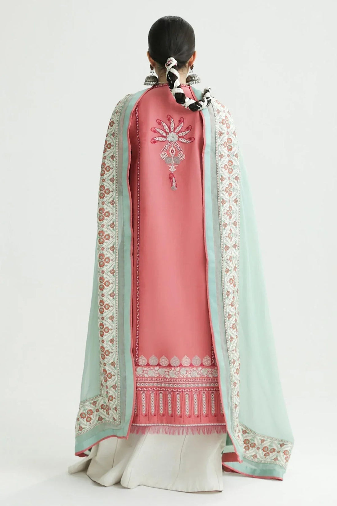 Zara Shahjahan | Luxury Lawn 24 | SANDAL-10B - Aqsa Fabrics