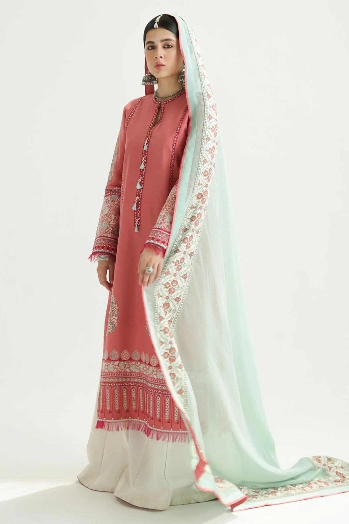 Zara Shahjahan | Luxury Lawn 24 | SANDAL-10B - Aqsa Fabrics