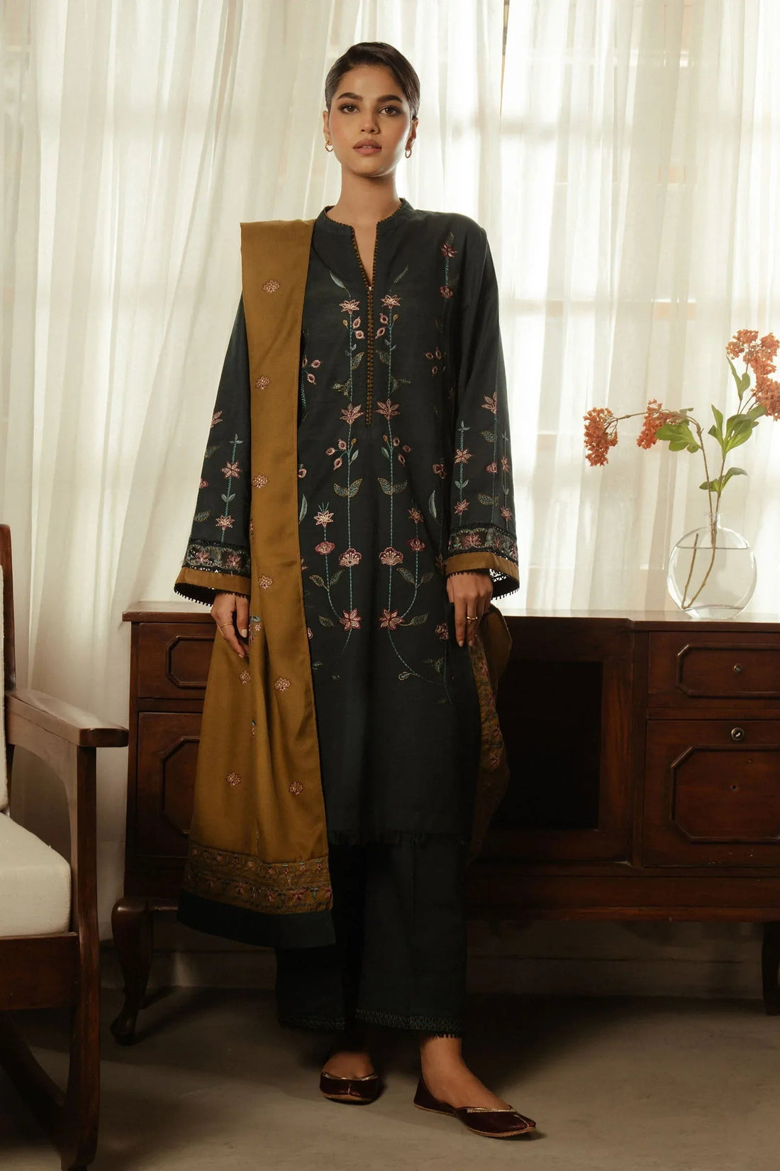Zara Shahjahan | Pret Wear | ZC-2123 - Aqsa Fabrics