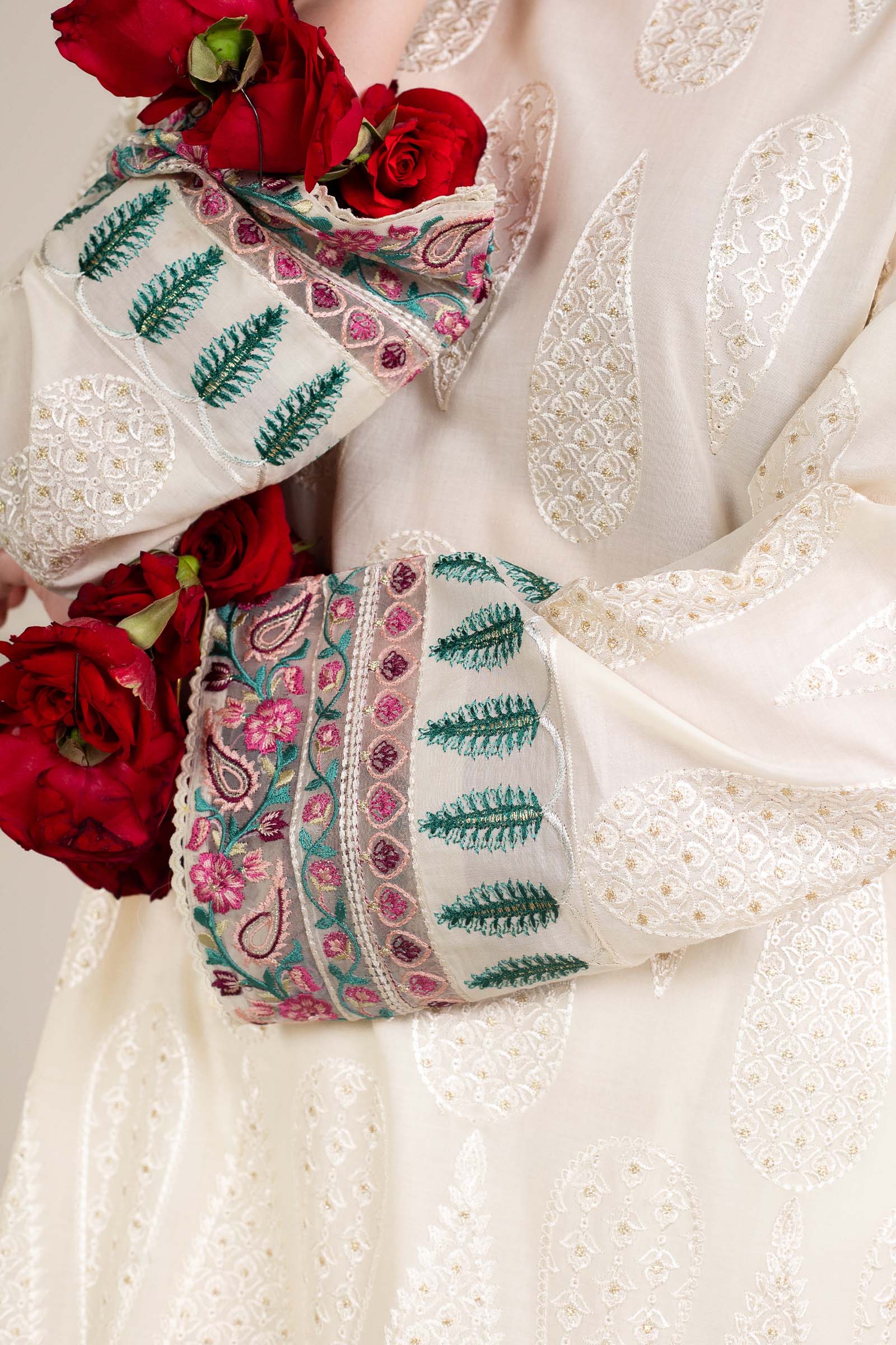 Zara Shahjahan | Stitched Lawn 24 | SL-AINA-8A - Aqsa Fabrics