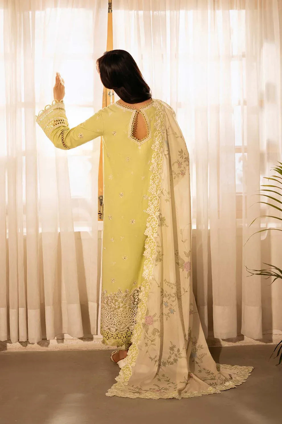 Zarposh | Sajni Lawn 25 | Gulnaz - Aqsa Fabrics