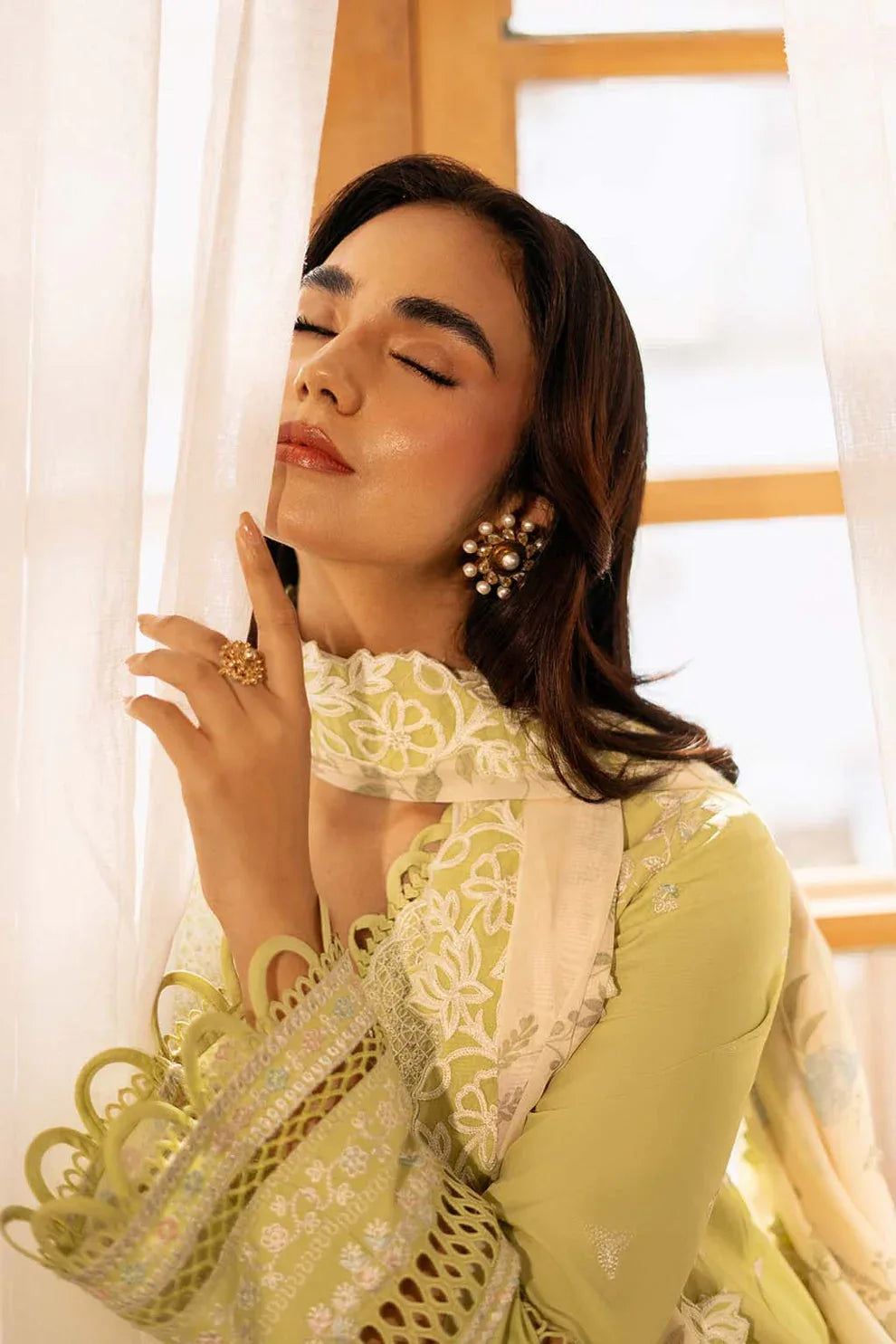 Zarposh | Sajni Lawn 25 | Gulnaz - Aqsa Fabrics
