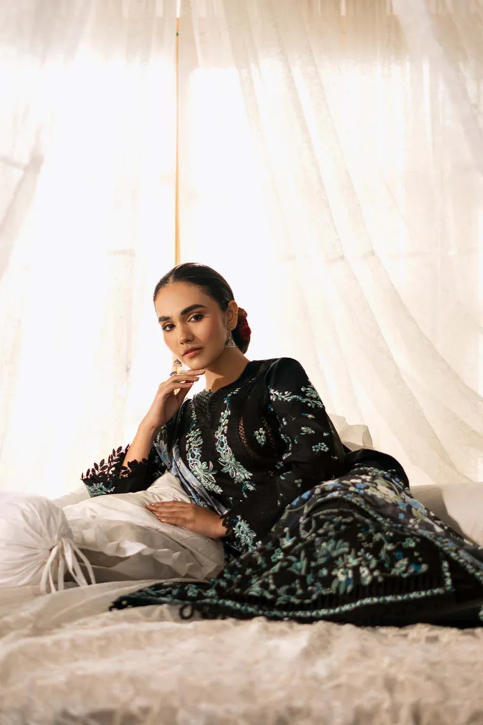 Zarposh | Sajni Lawn 25 | Mahzadi - Aqsa Fabrics