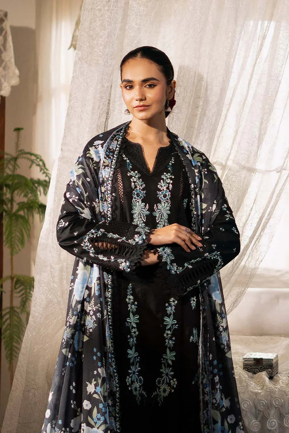Zarposh | Sajni Lawn 25 | Mahzadi - Aqsa Fabrics