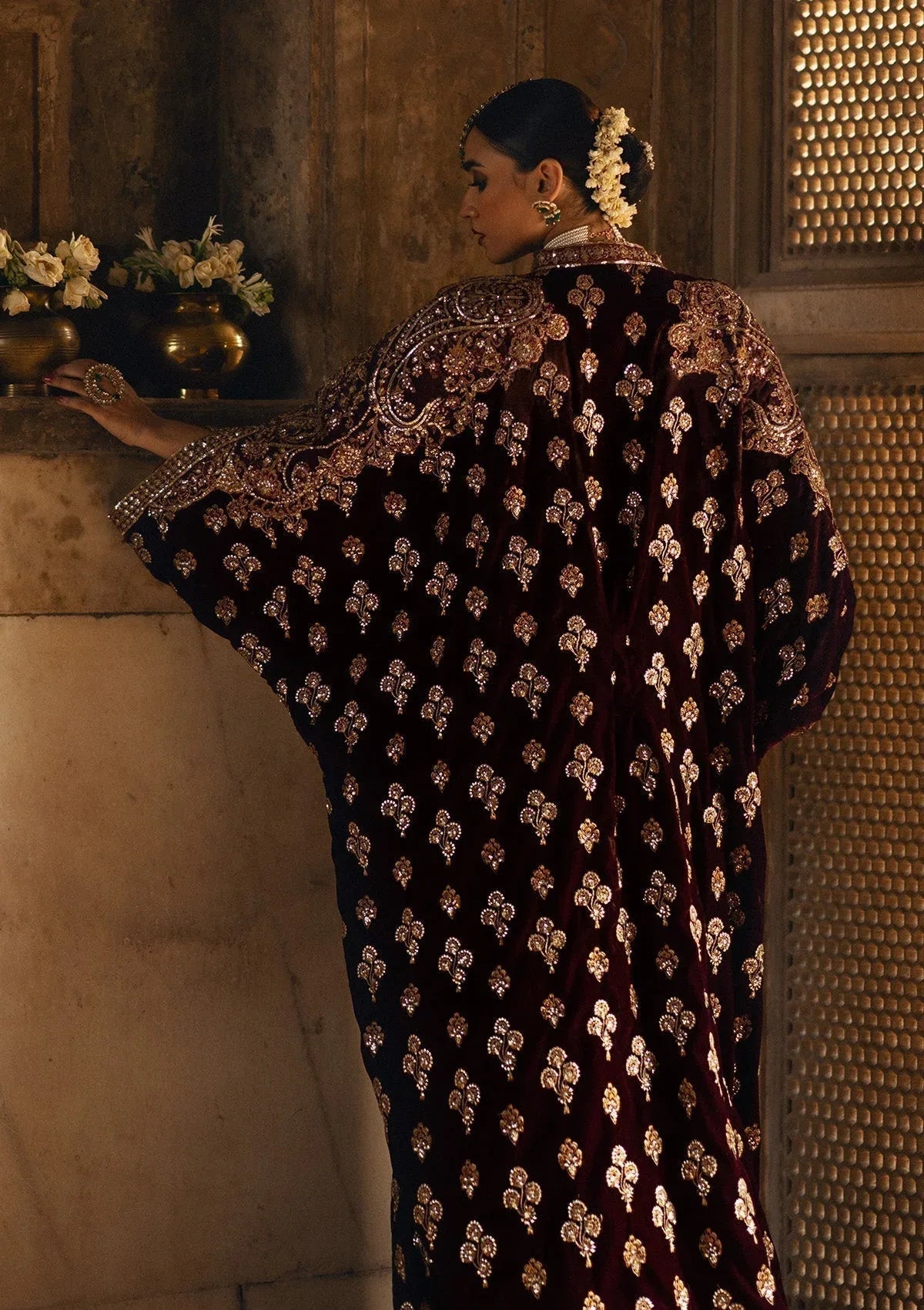 Aik Atelier | Dastoor Velvet 24 | DASTOOR - LOOK 03 - Aqsa Fabrics