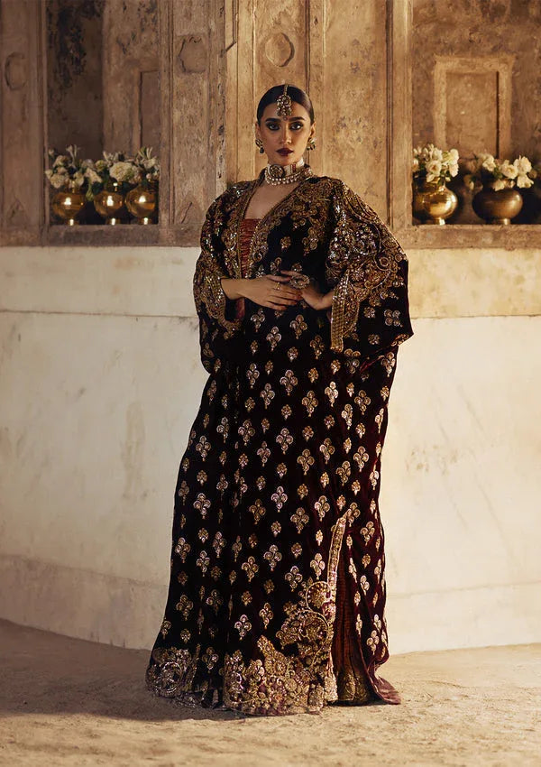 Aik Atelier | Dastoor Velvet 24 | DASTOOR - LOOK 03 - Aqsa Fabrics