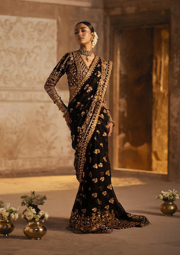 Aik Atelier | Dastoor Velvet 24 | DASTOOR - LOOK 04 - Aqsa Fabrics
