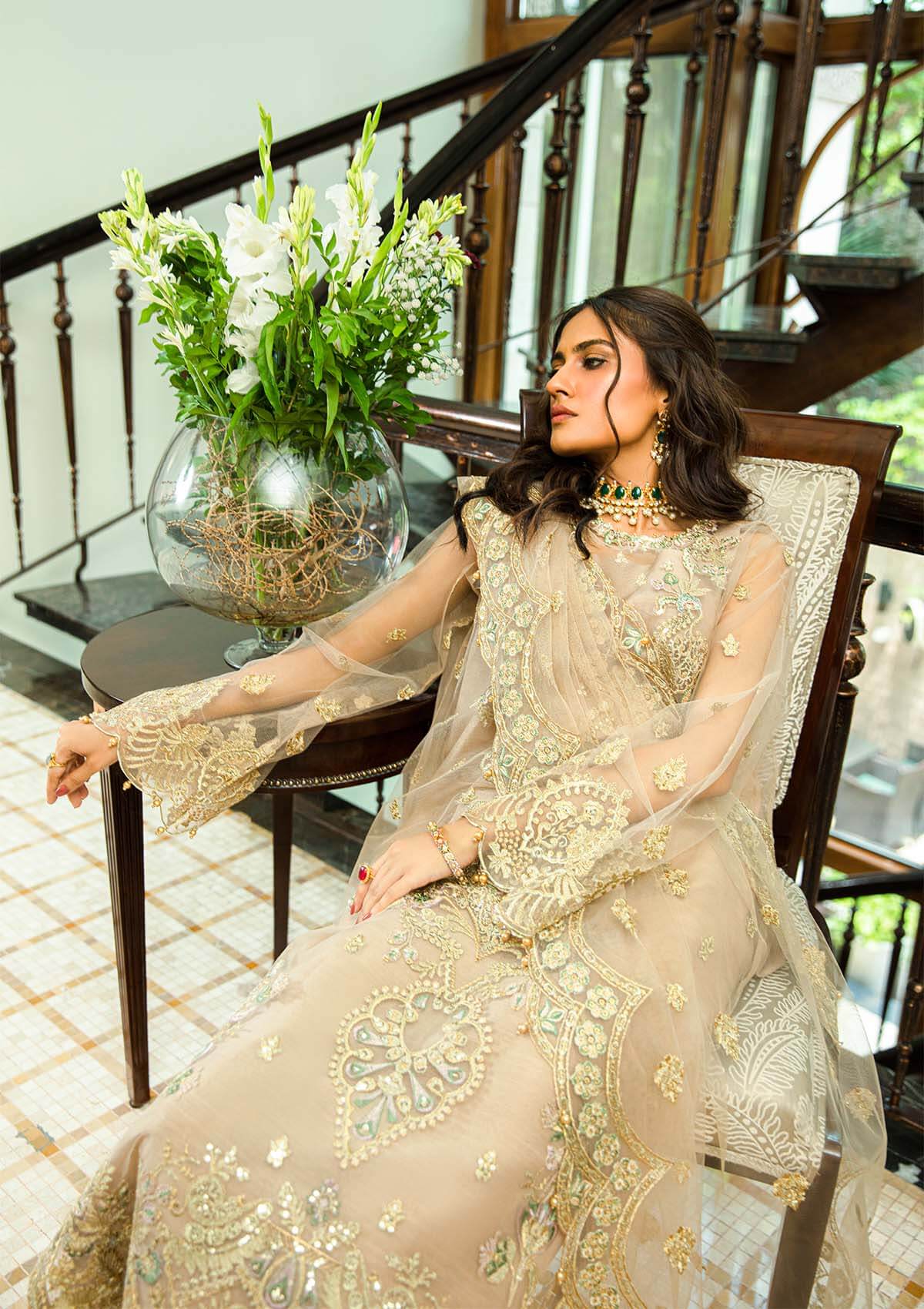 Aik Atelier | Formals Collection | GLOSSIER - LOOK 02 - Aqsa Fabrics