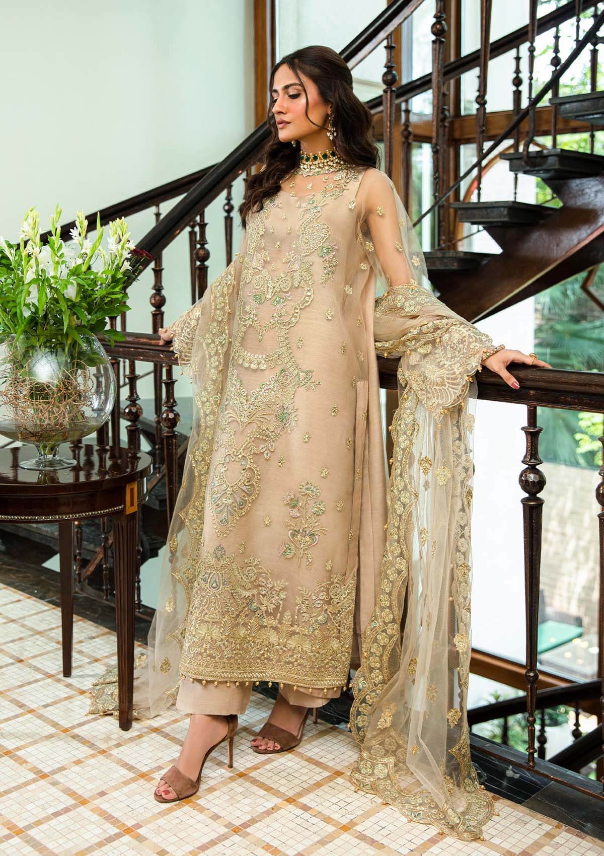 Aik Atelier | Formals Collection | GLOSSIER - LOOK 02 - Aqsa Fabrics