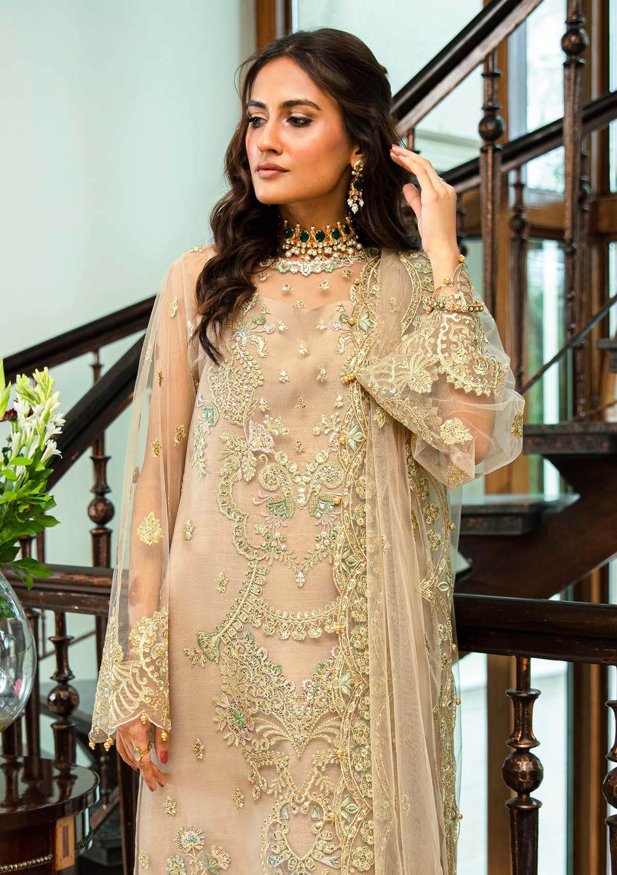 Aik Atelier | Formals Collection | GLOSSIER - LOOK 02 - Aqsa Fabrics