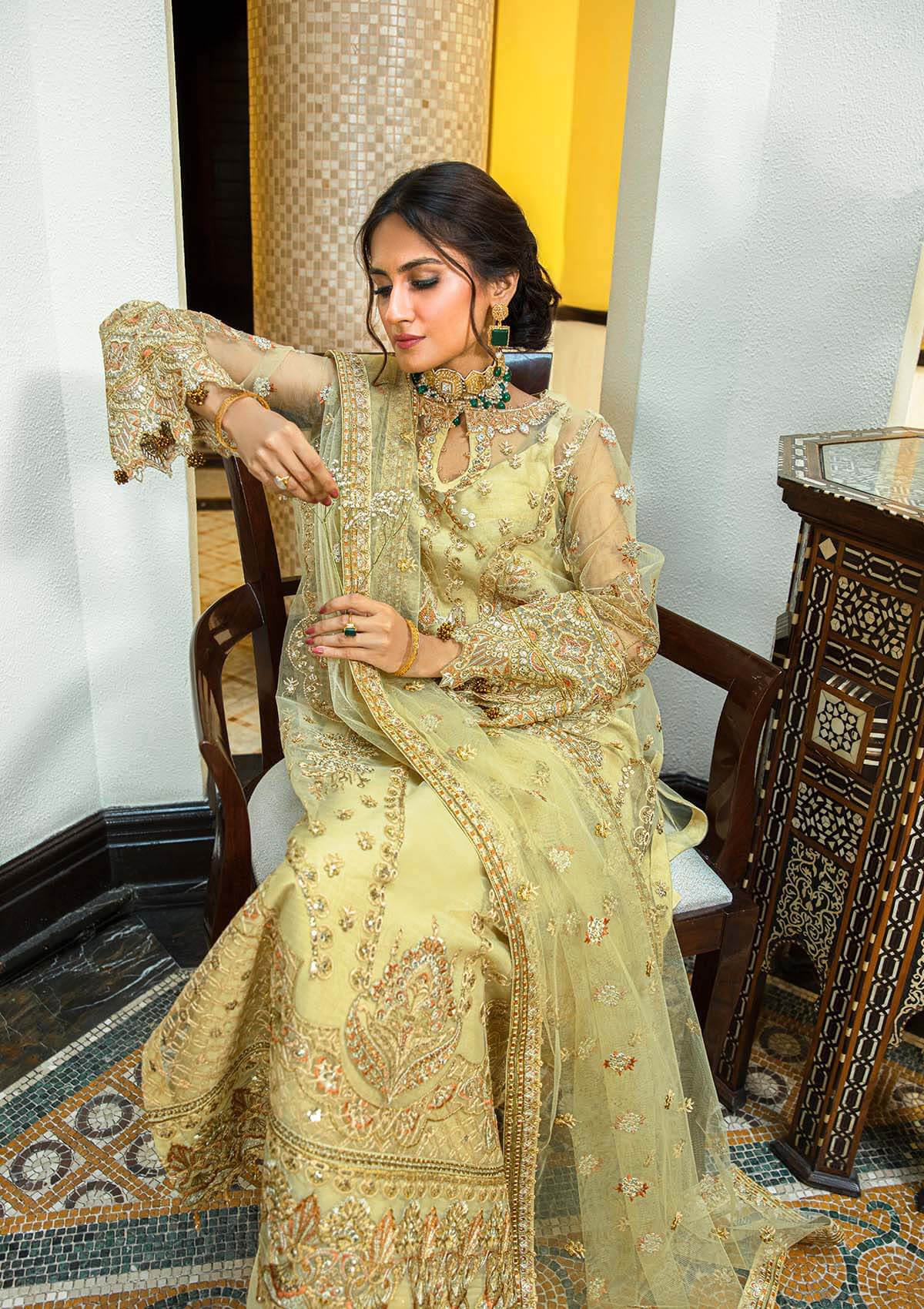 Aik Atelier | Formals Collection | GLOSSIER - LOOK 05 - Aqsa Fabrics