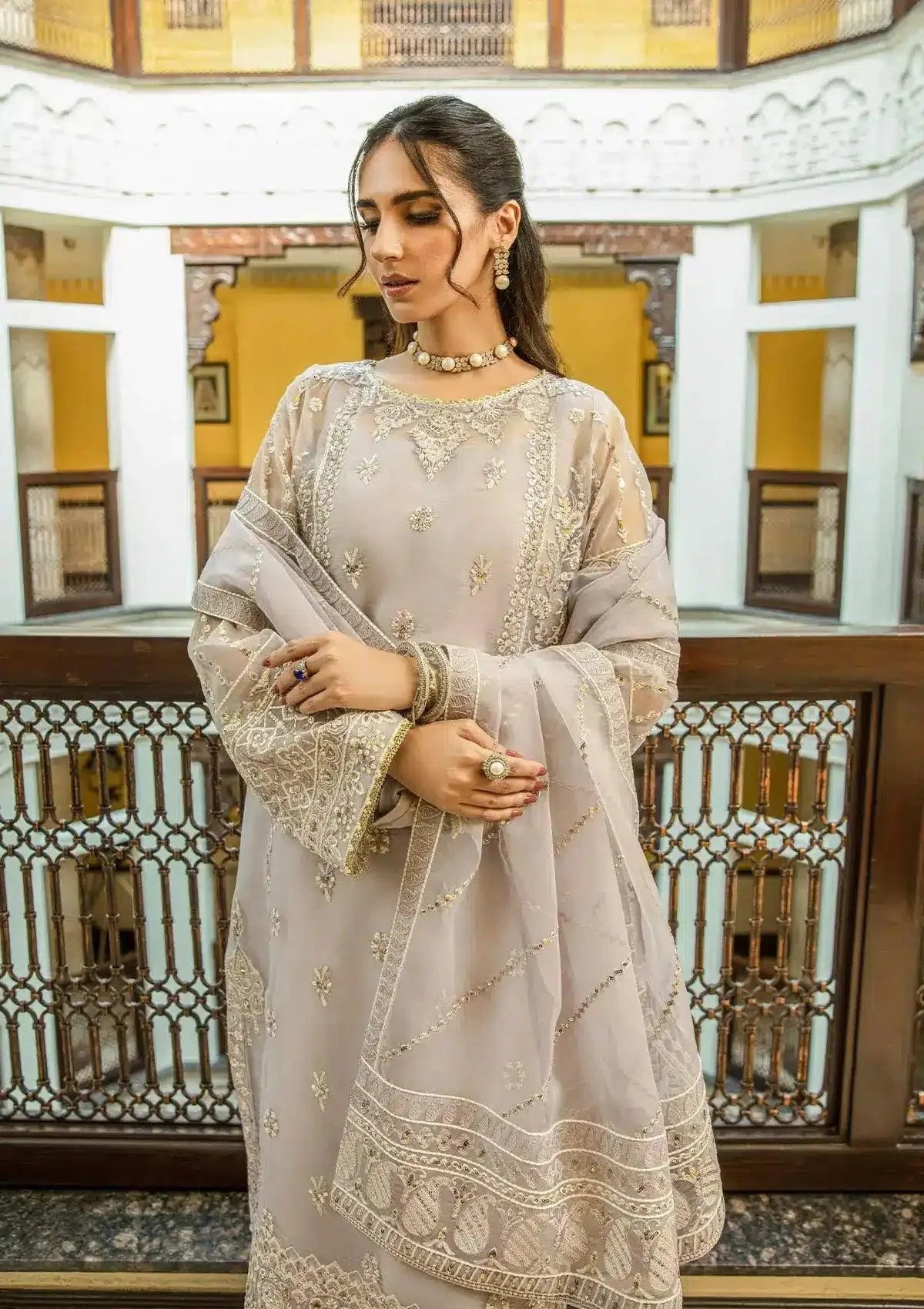 Aik Atelier | Formals Collection | GLOSSIER - LOOK 07 - Aqsa Fabrics